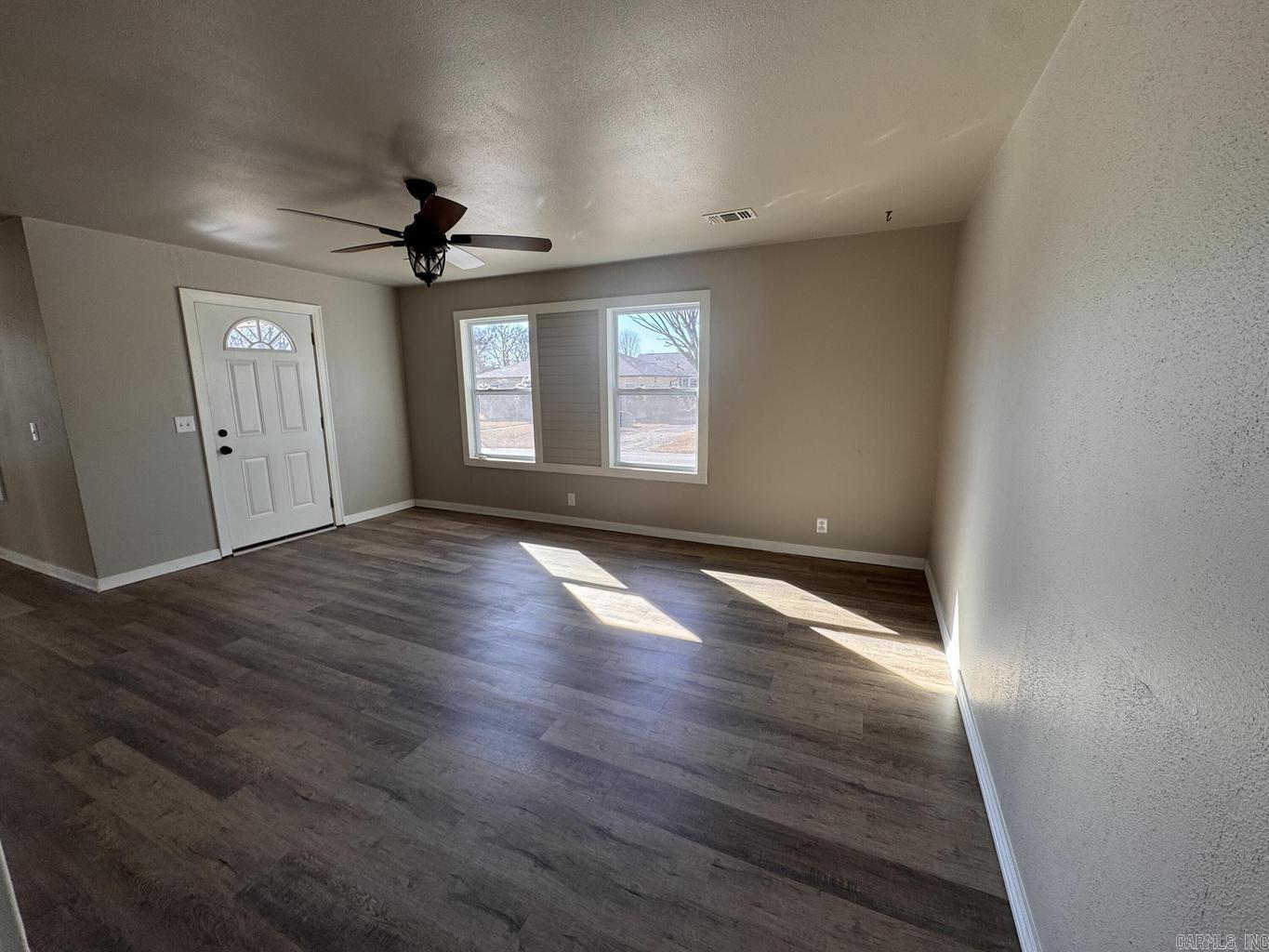 365 S 8th Street Property Photo 2