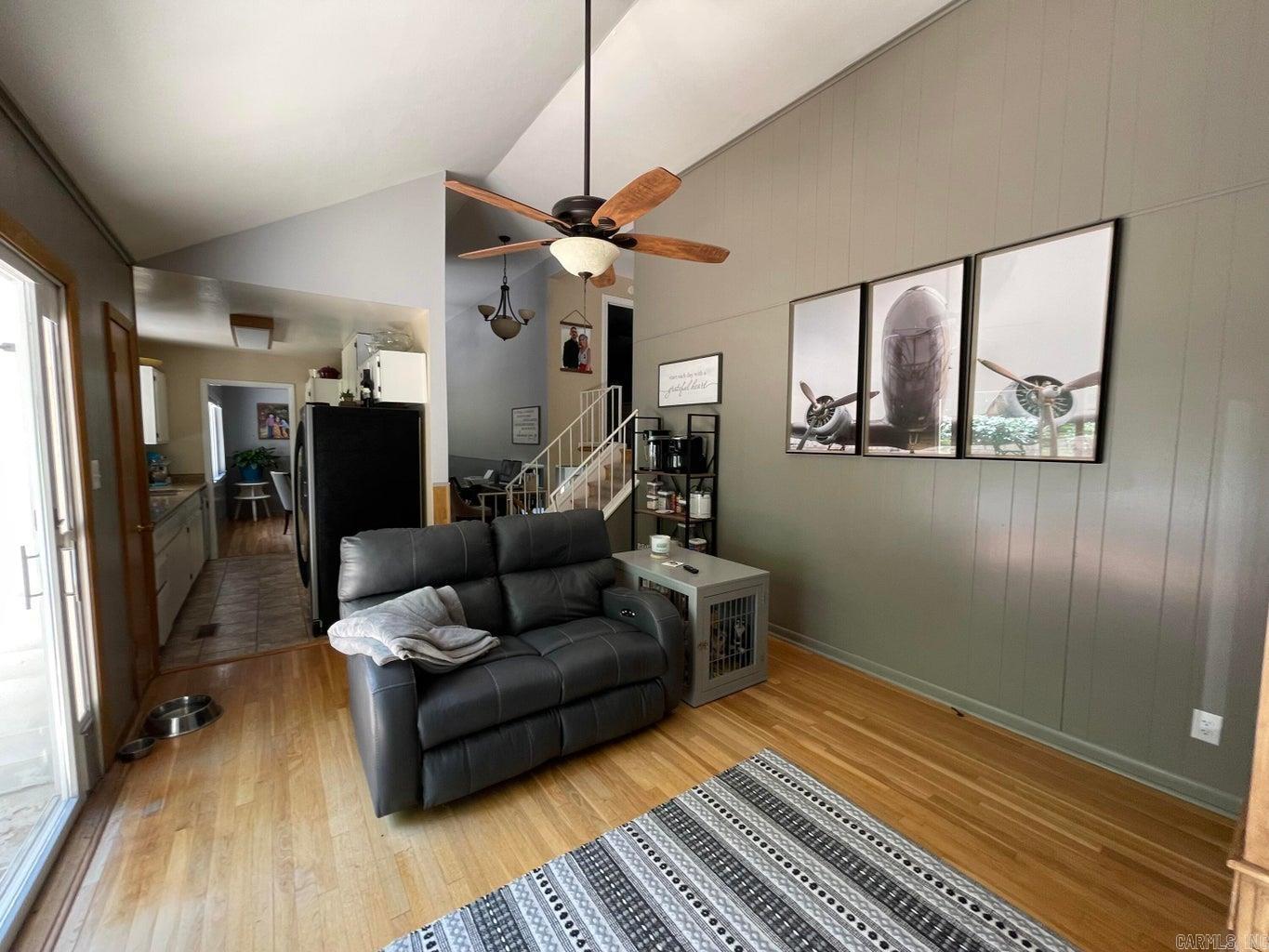 148 W Lakeshore Drive Property Photo 19