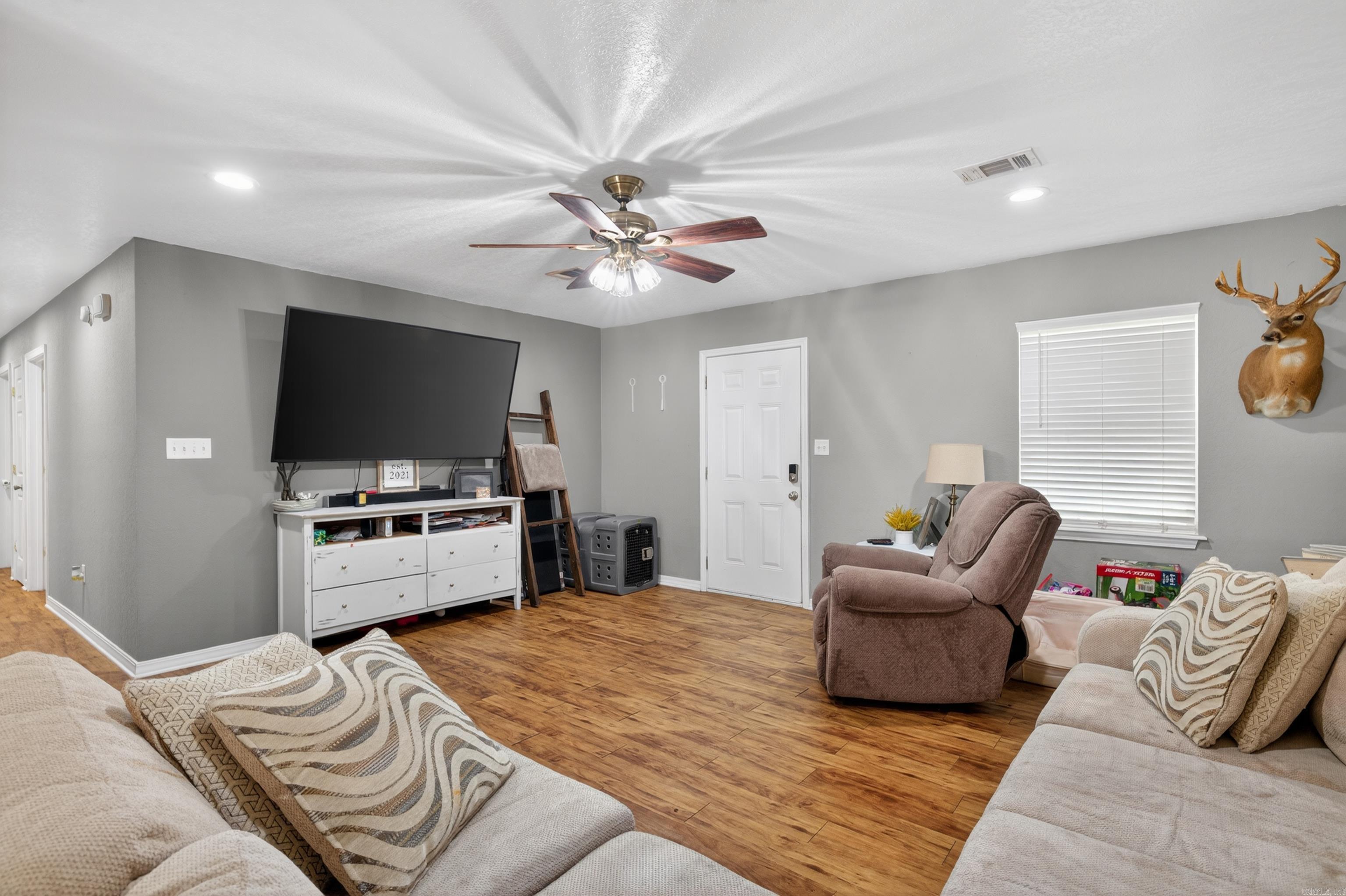 13 Foxwood Street Property Photo 4