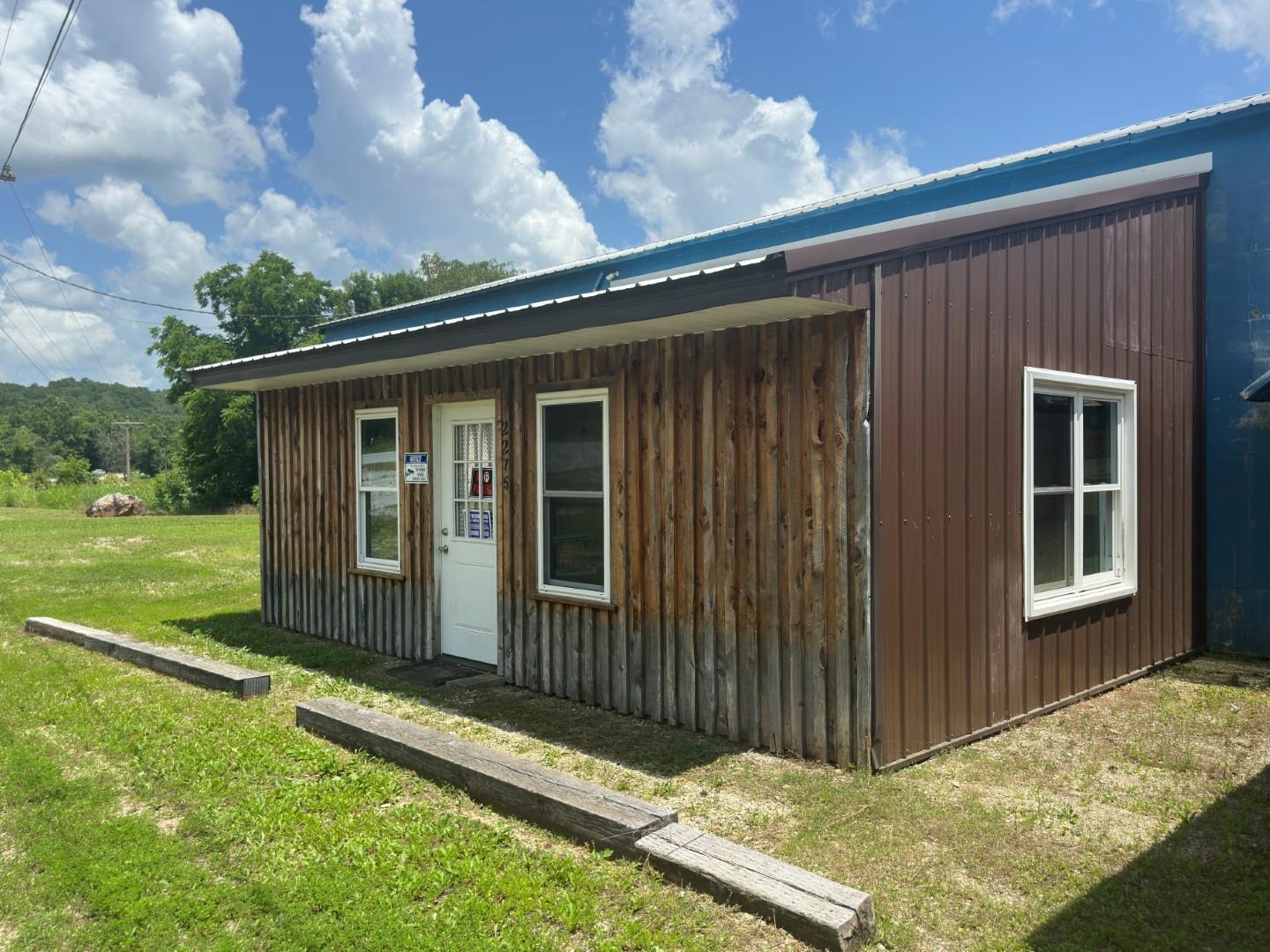 2275 Highway 63 Property Photo 12