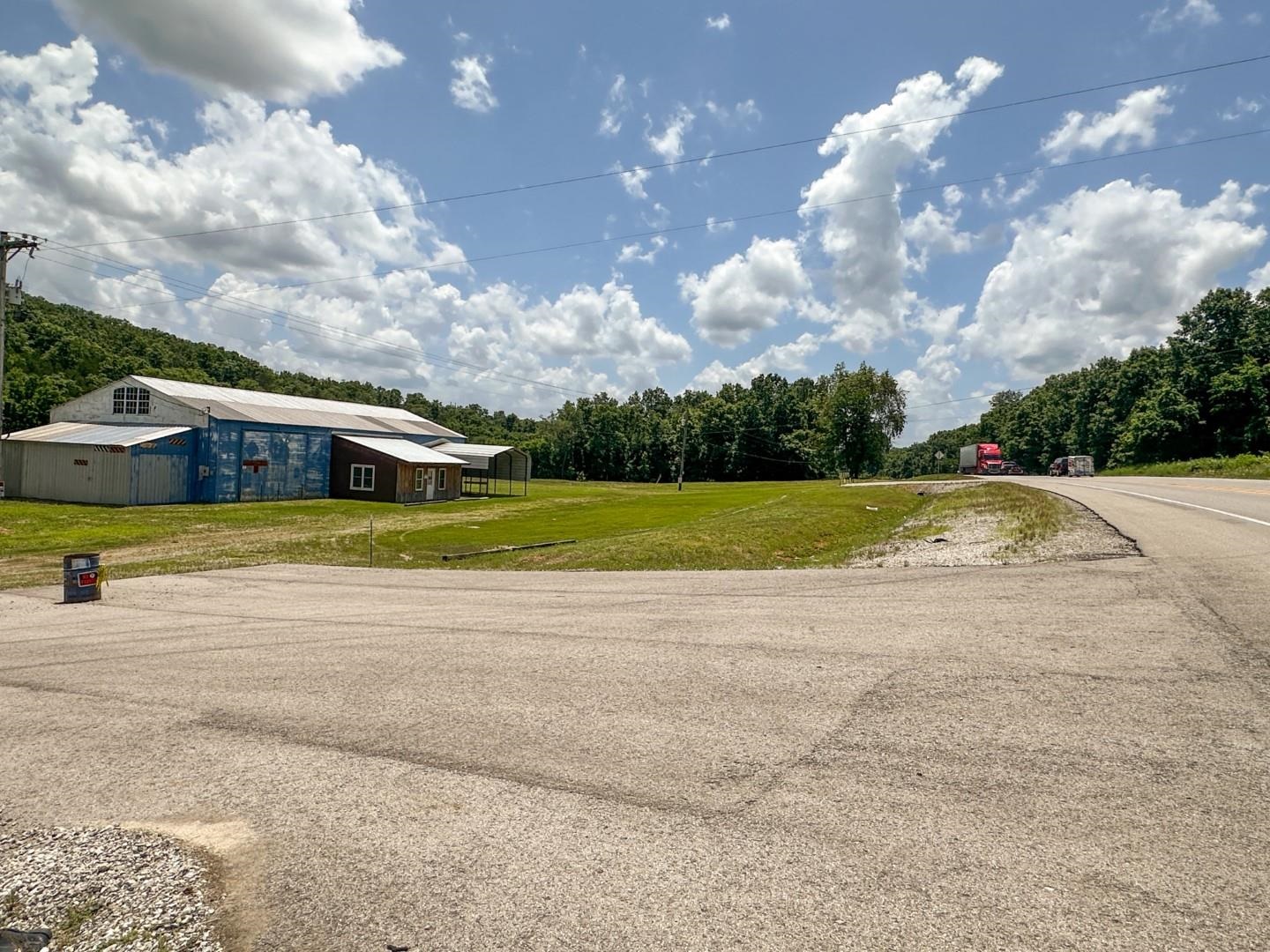 2275 Highway 63 Property Photo 31
