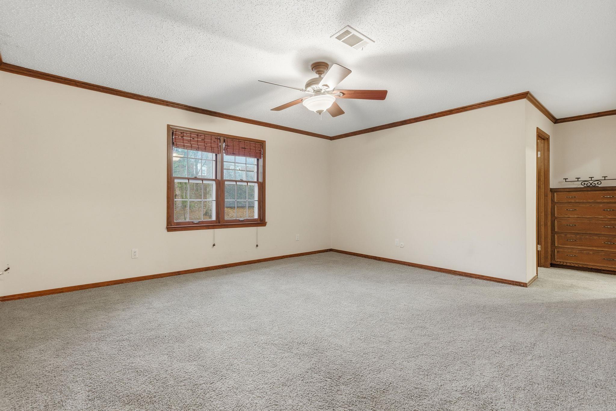 514 Cambridge Place Drive Property Photo 15