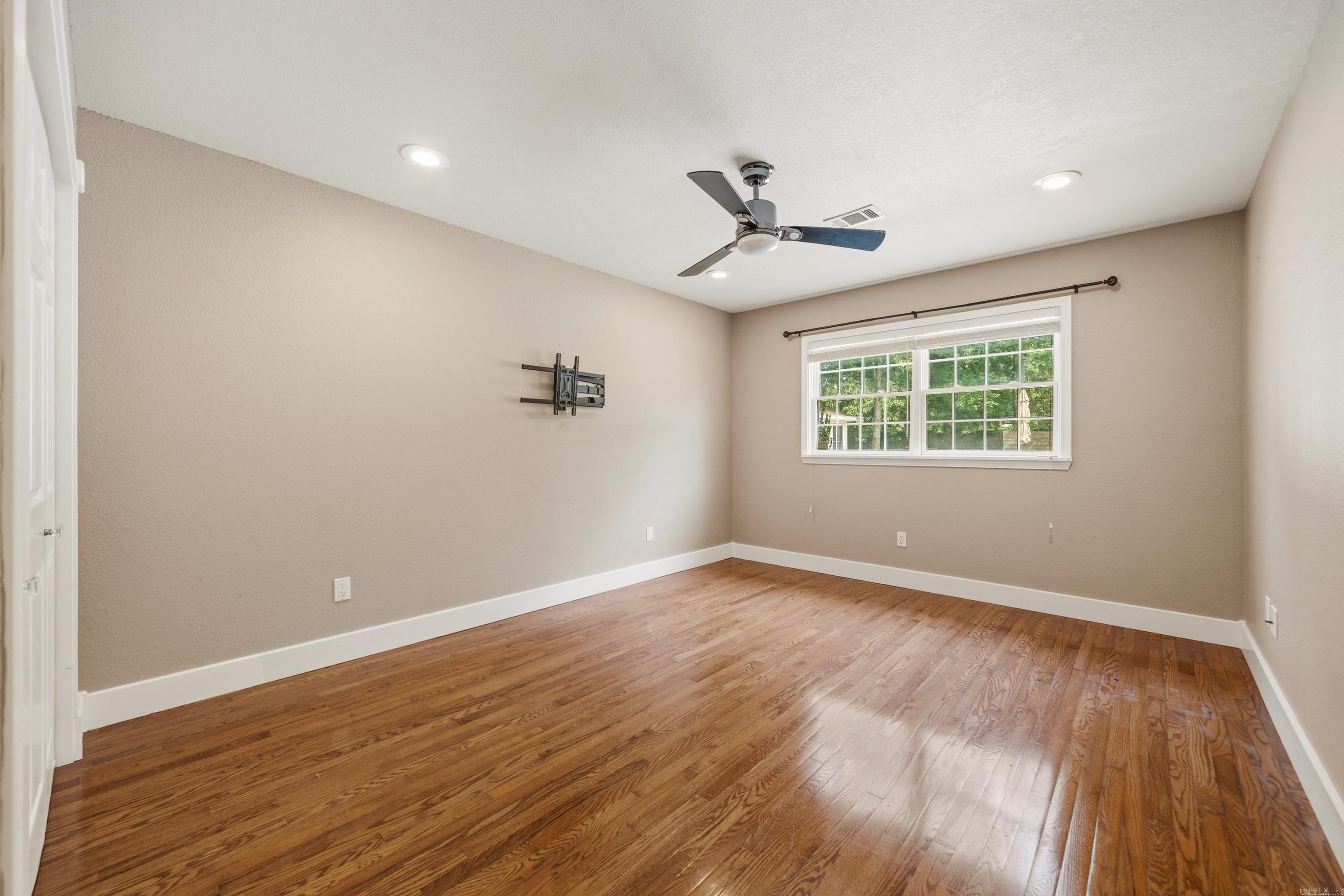 101 Westminster Place Property Photo 35