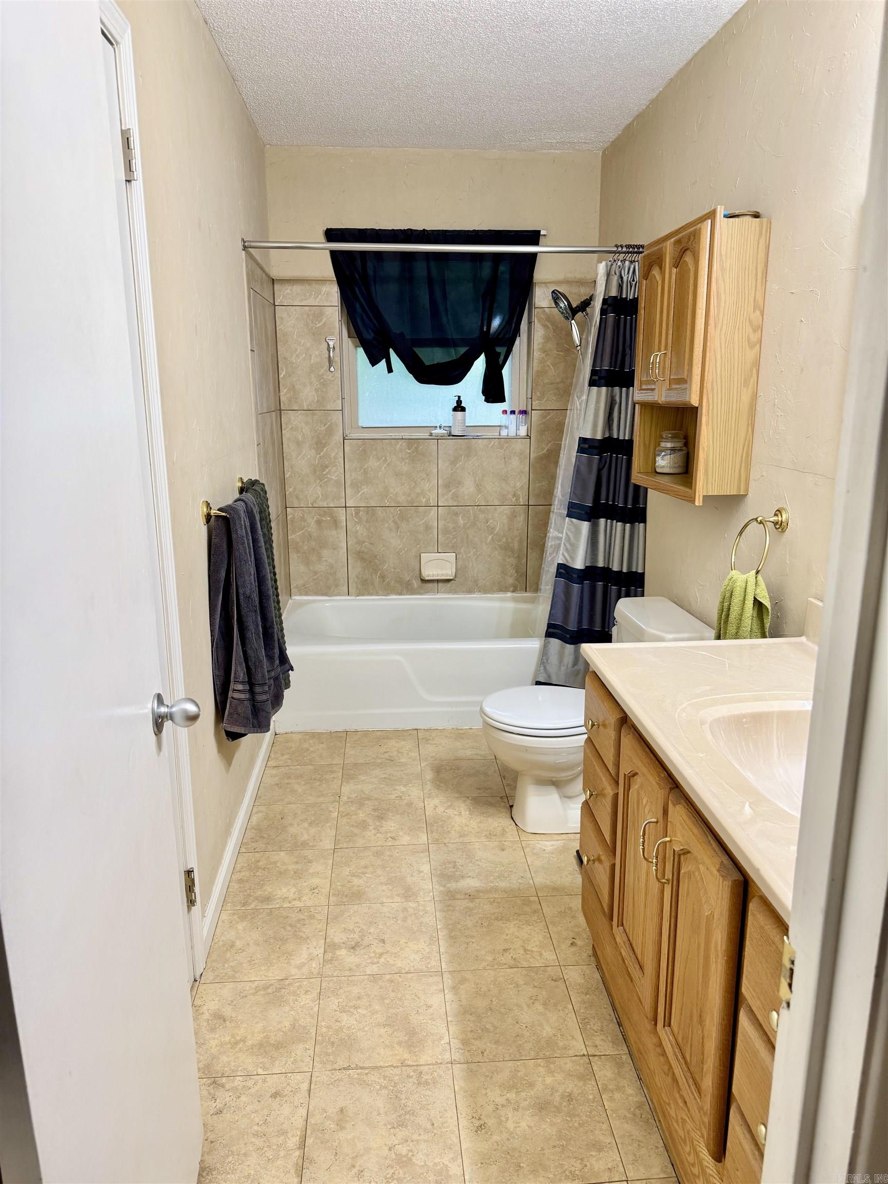 6 Fairfield Drive Property Photo 17