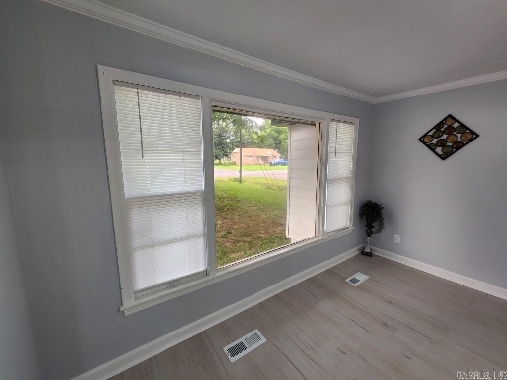 424 Healy Street Property Photo 5