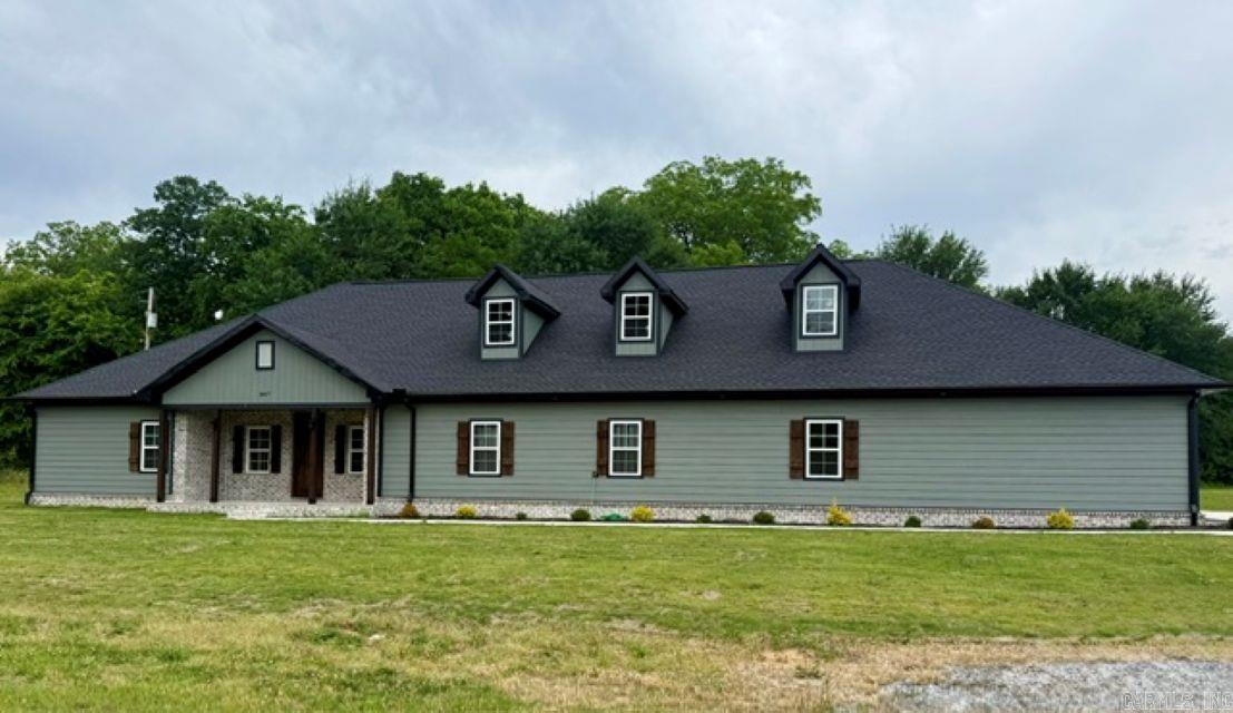 1867 Locust Grove Rd Property Photo 1