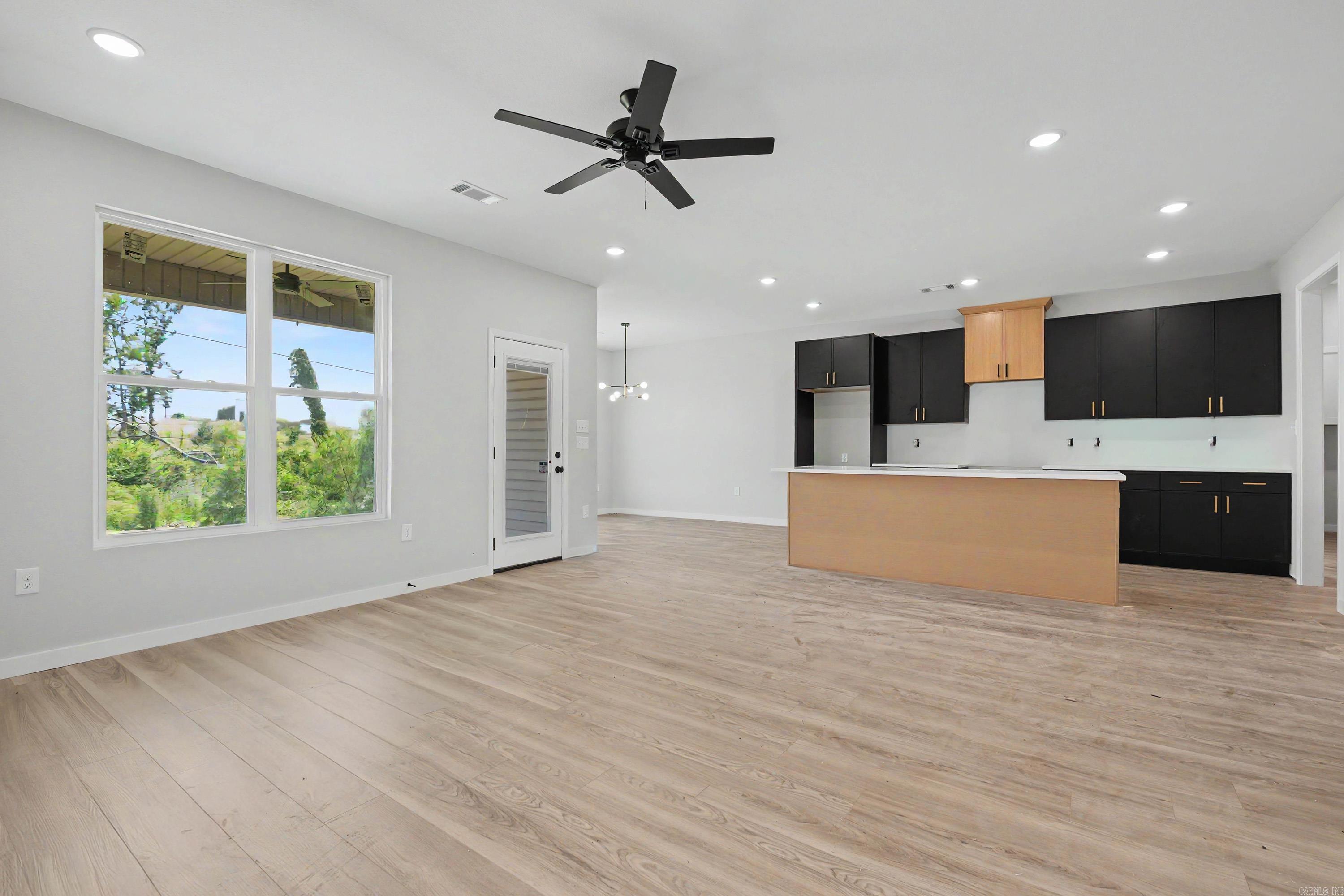 29 Walnut Valley Drive Property Photo 6