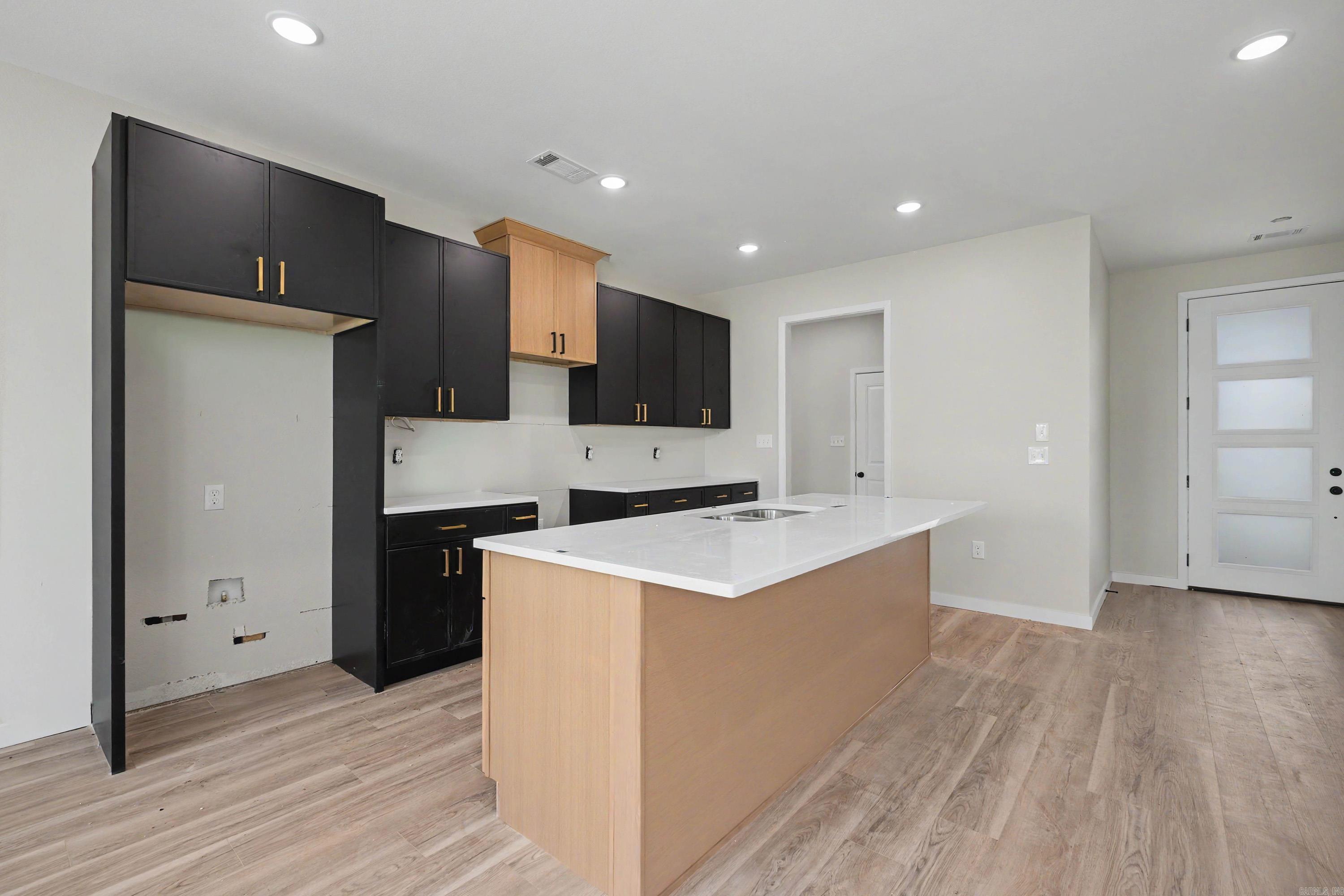29 Walnut Valley Drive Property Photo 8