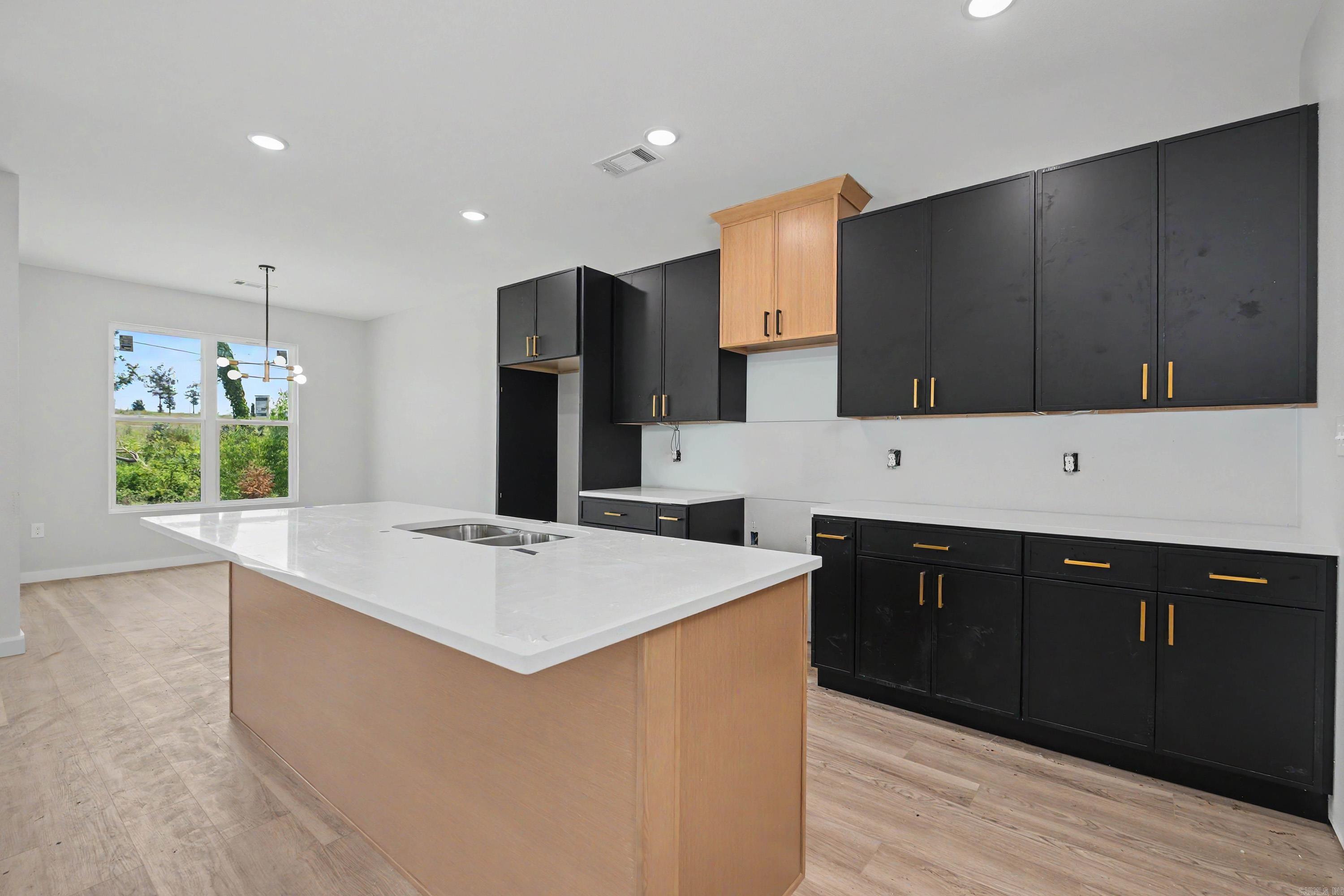 29 Walnut Valley Drive Property Photo 10