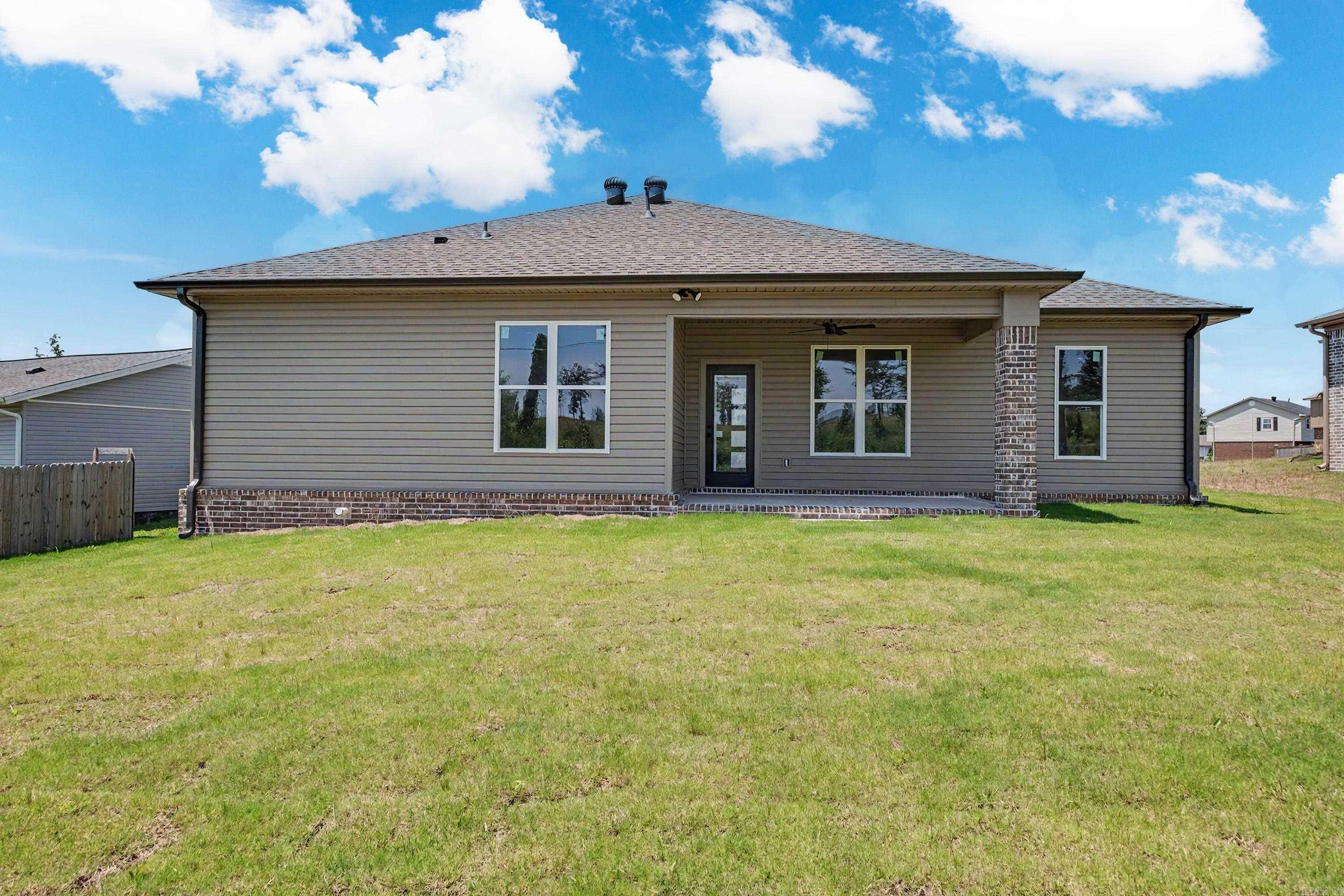 29 Walnut Valley Drive Property Photo 32