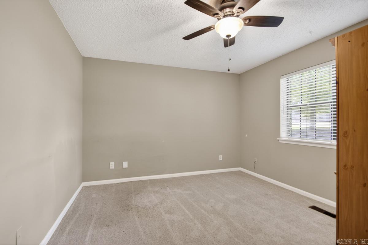 2101 Coral Tree Drive Property Photo 21
