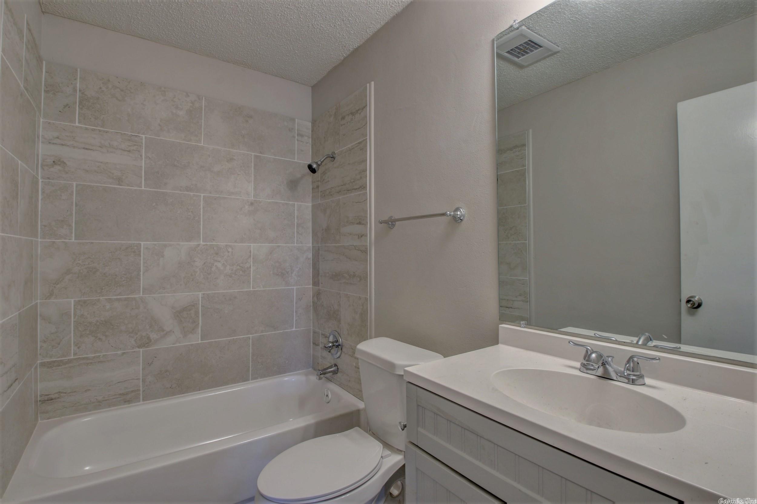 5806 Southwick Drive Property Photo 12