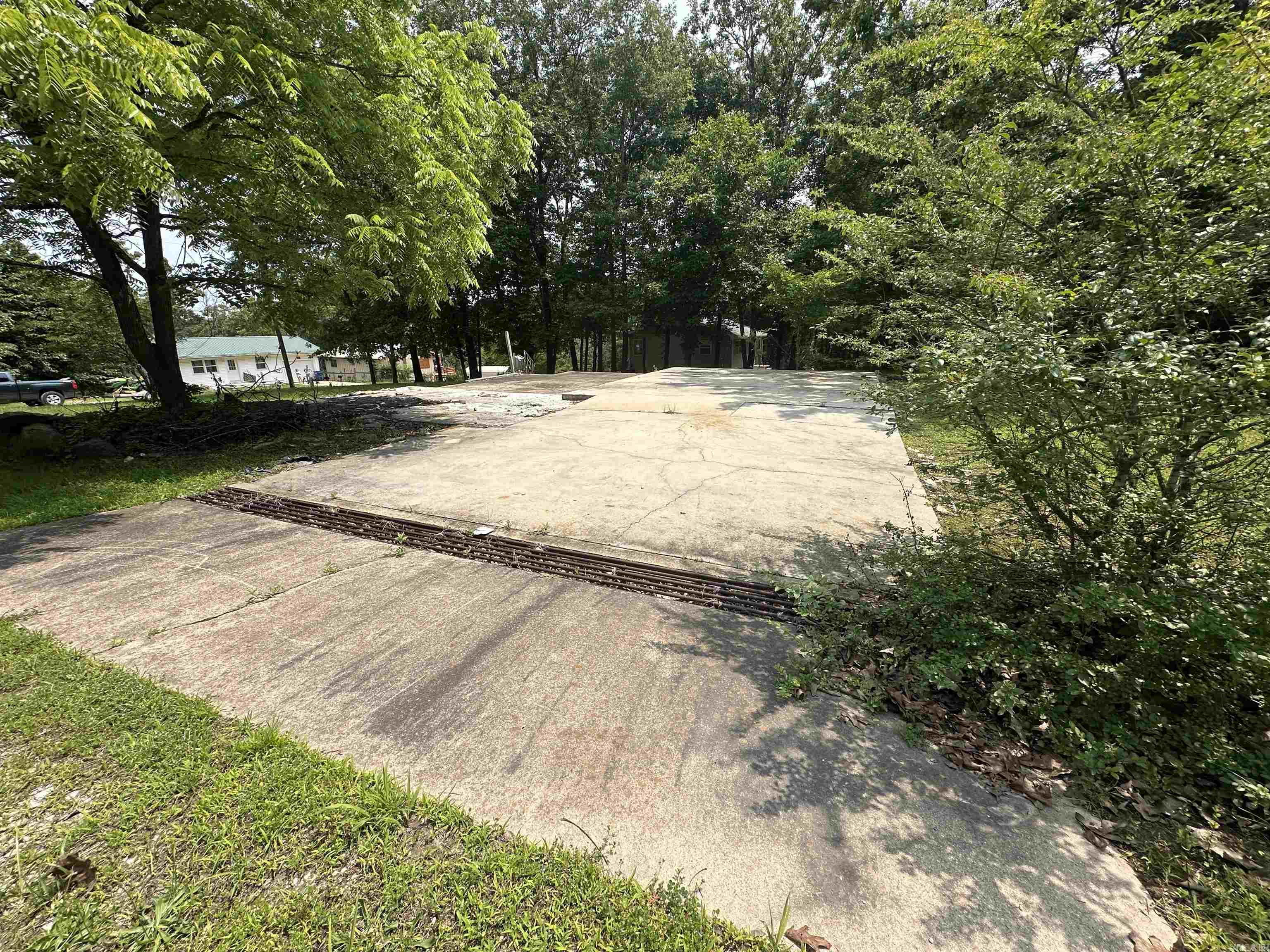 320 Hazelwood Drive Property Photo 12