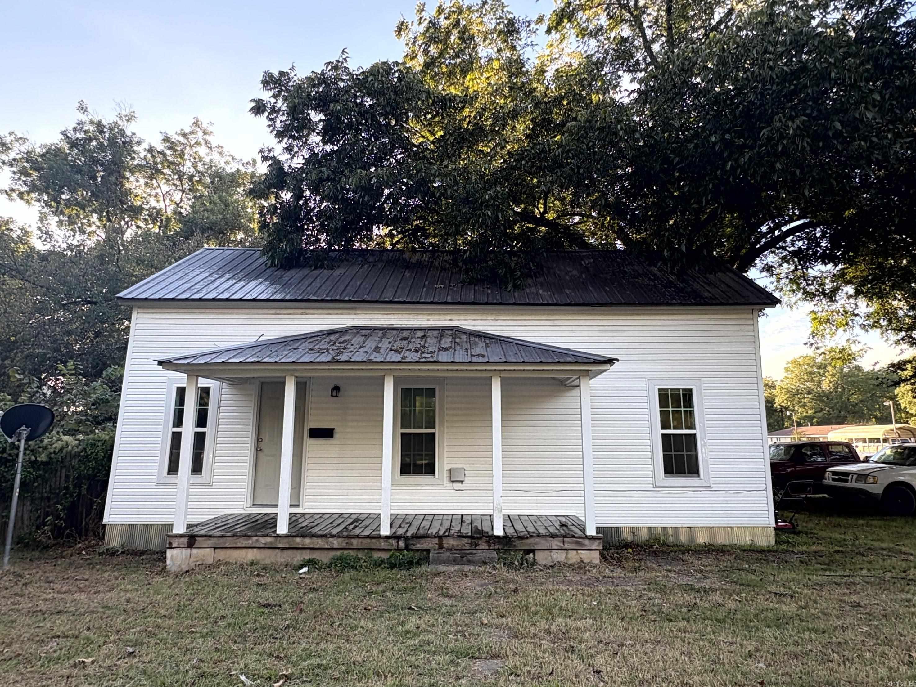 112 N 5th