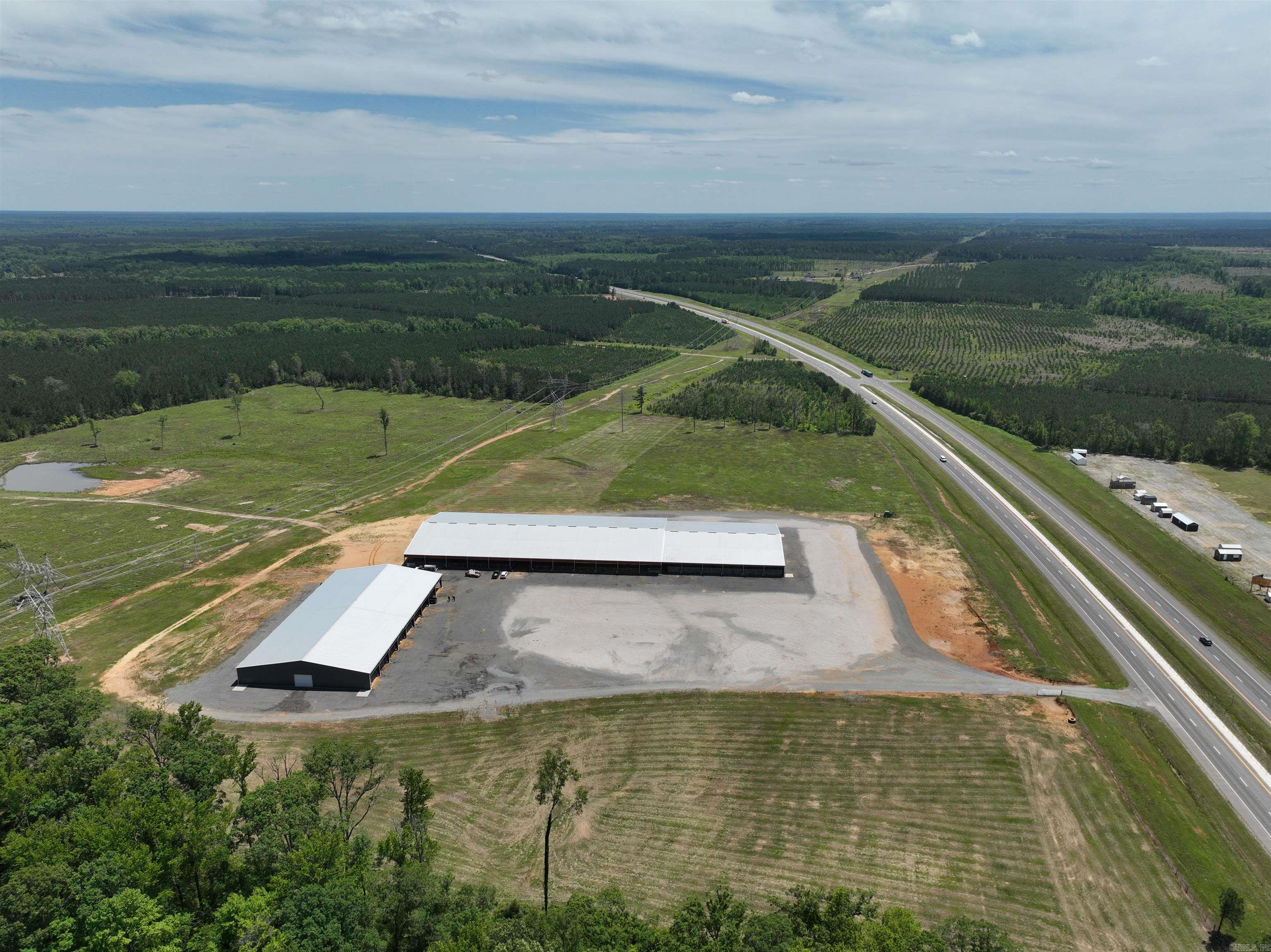 5690 Sheridan Bypass Property Photo 7