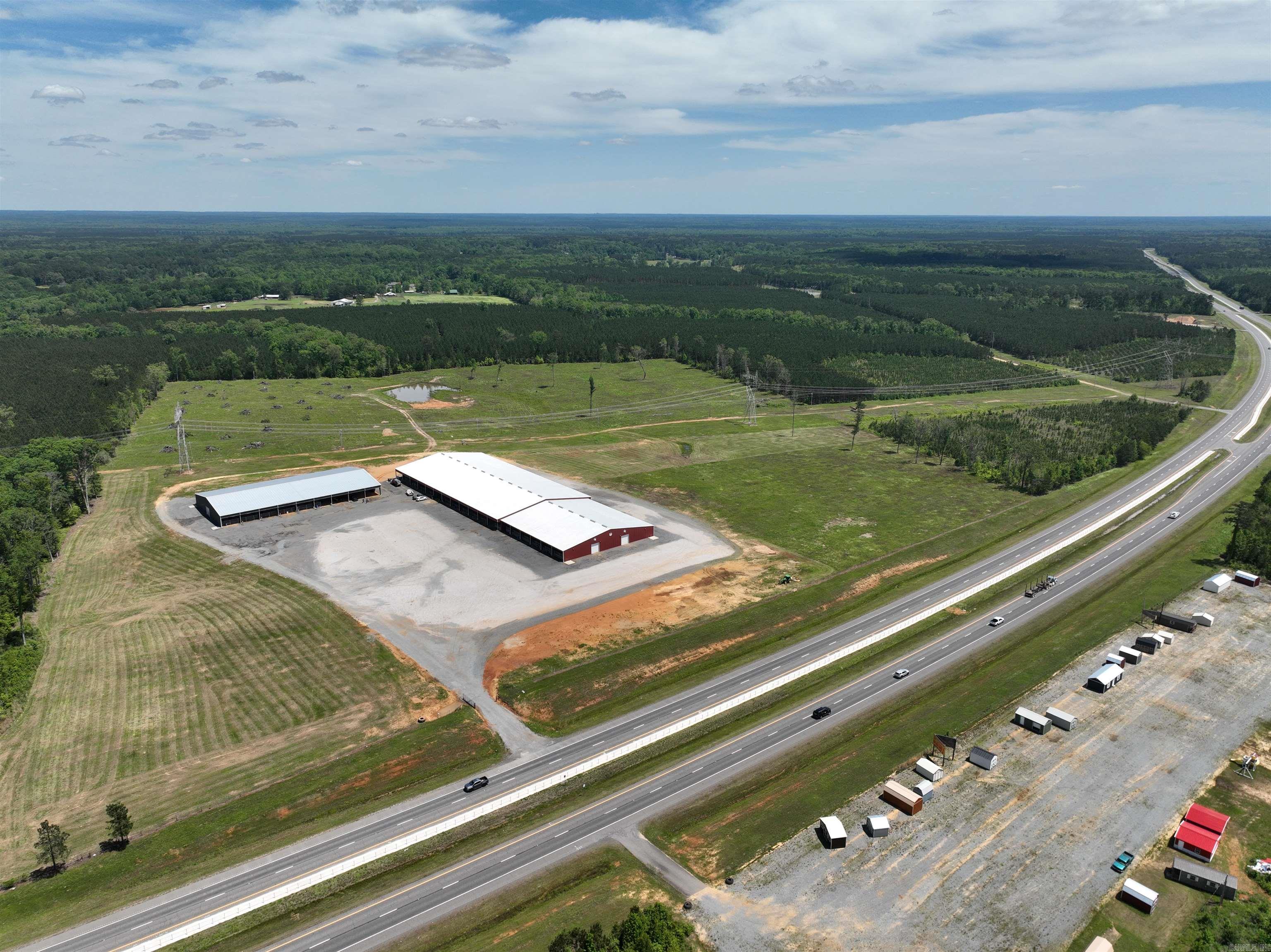 5690 Sheridan Bypass Property Photo 9
