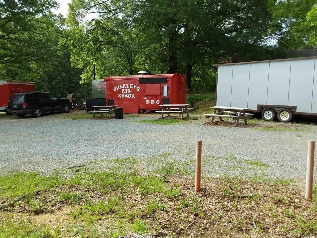 1825 N Highway 229 Property Photo 3
