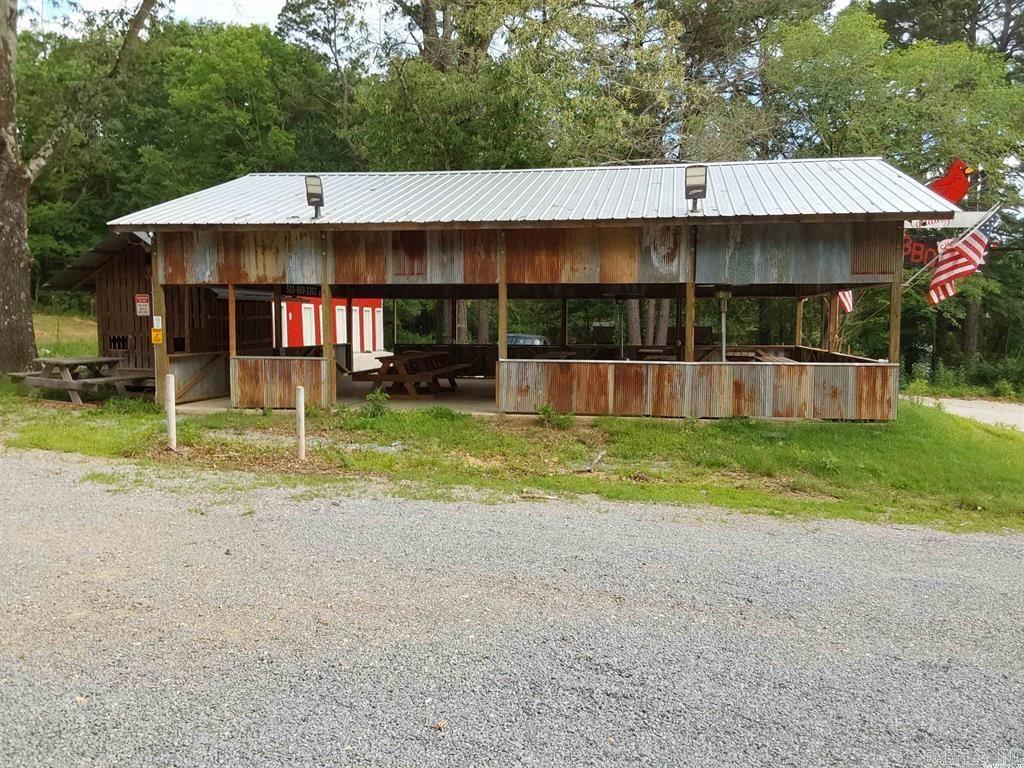 1825 N Highway 229 Property Photo 6