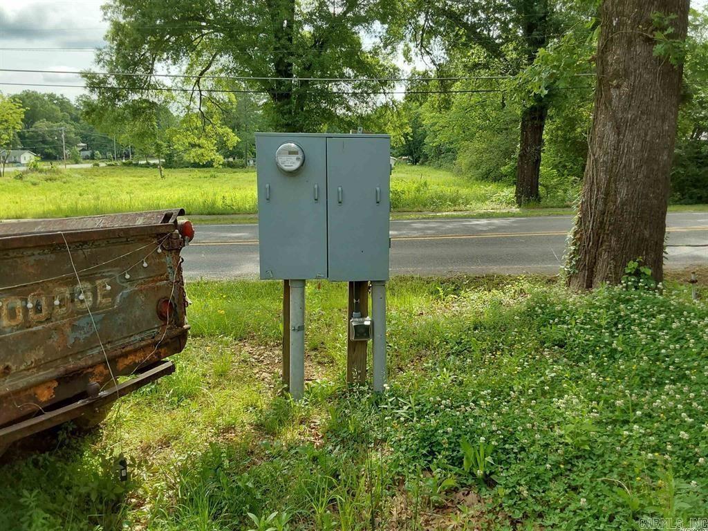 1825 N Highway 229 Property Photo 8