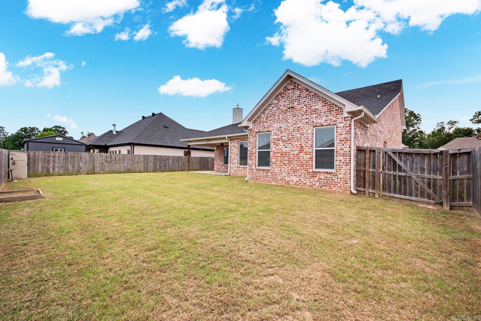 7222 Havenwood Drive Property Photo 3