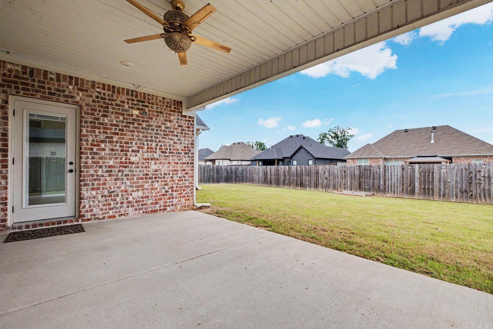 7222 Havenwood Drive Property Photo 7
