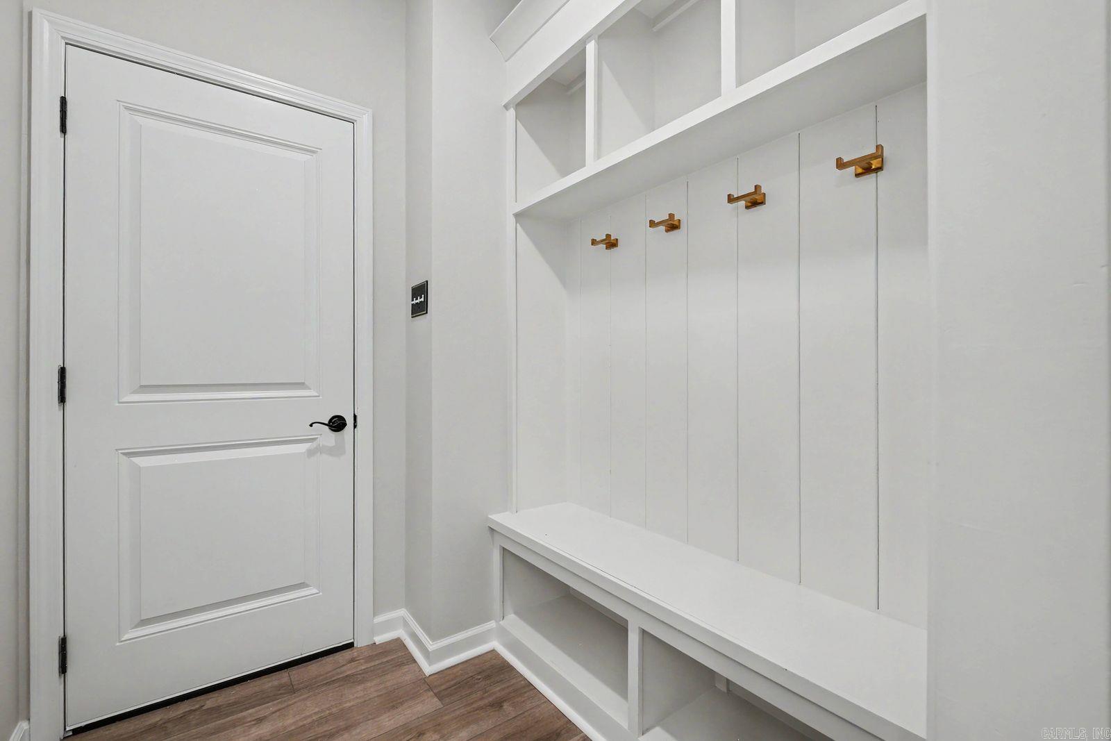 7222 Havenwood Drive Property Photo 12
