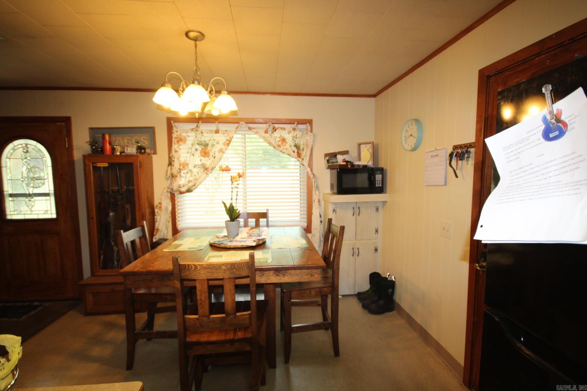 115 W Spring Street Property Photo 5