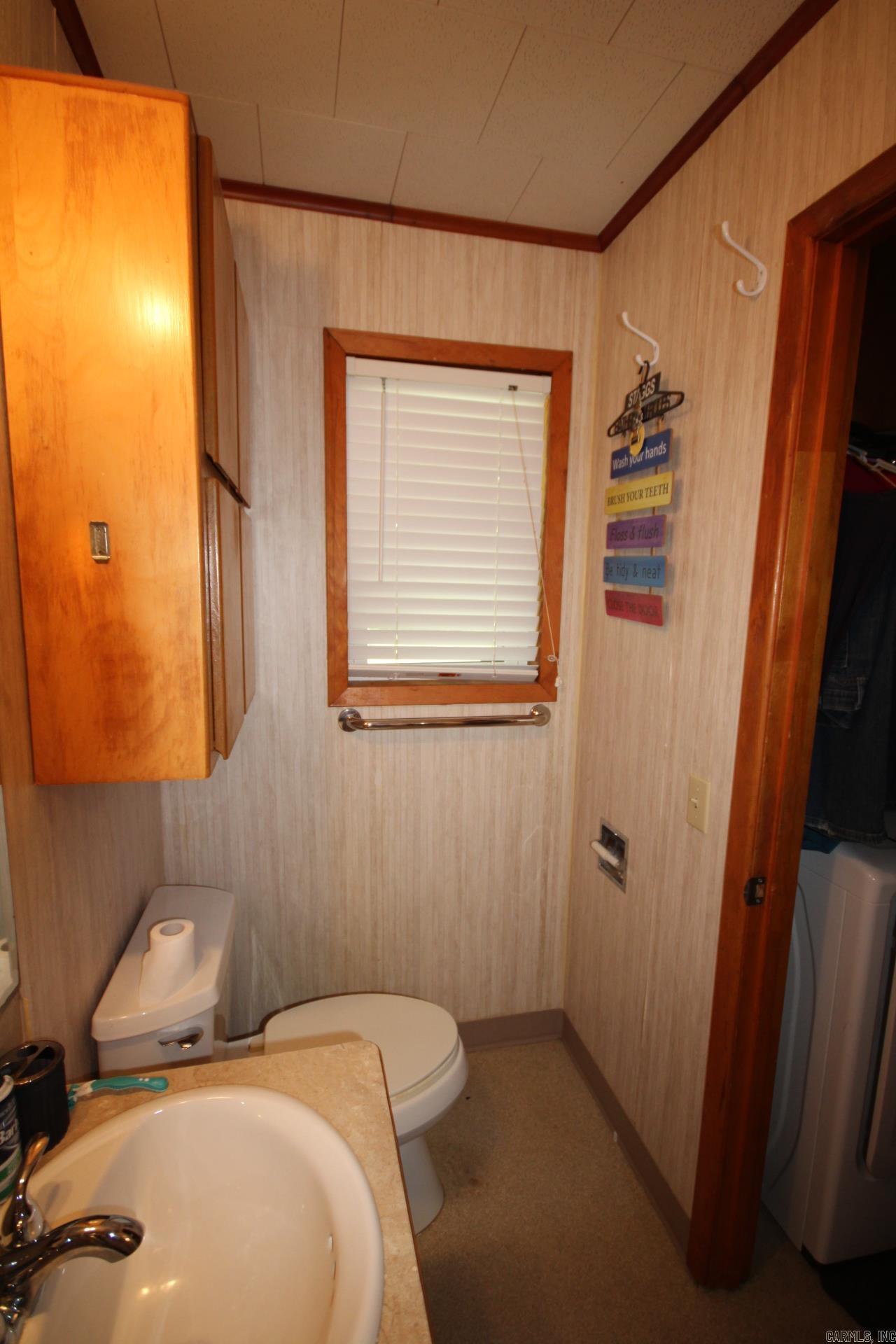 115 W Spring Street Property Photo 13