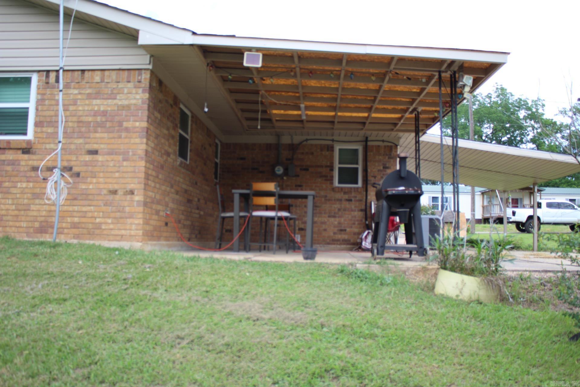 115 W Spring Street Property Photo 15