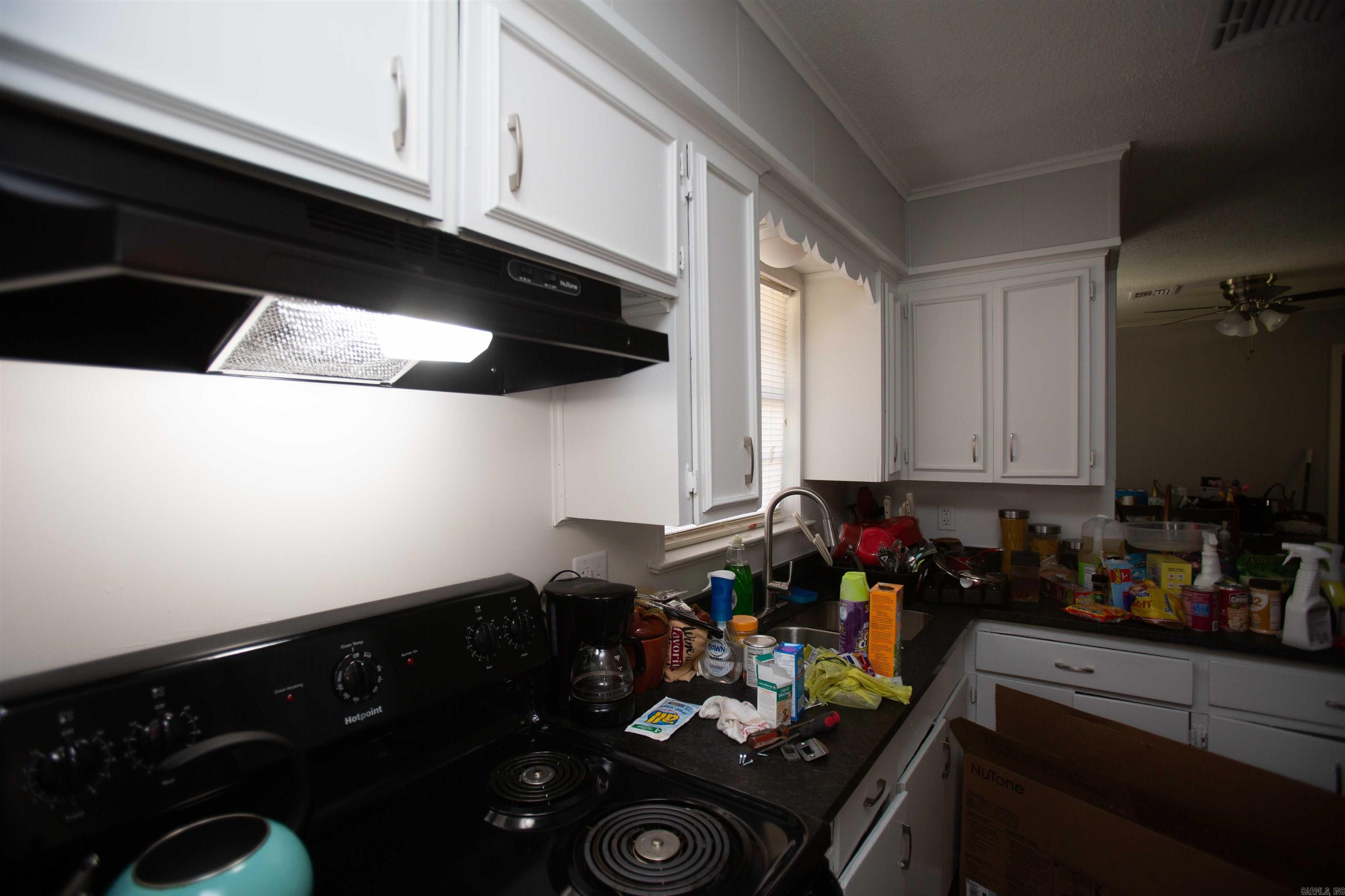 5700 Windamere Drive Property Photo 8
