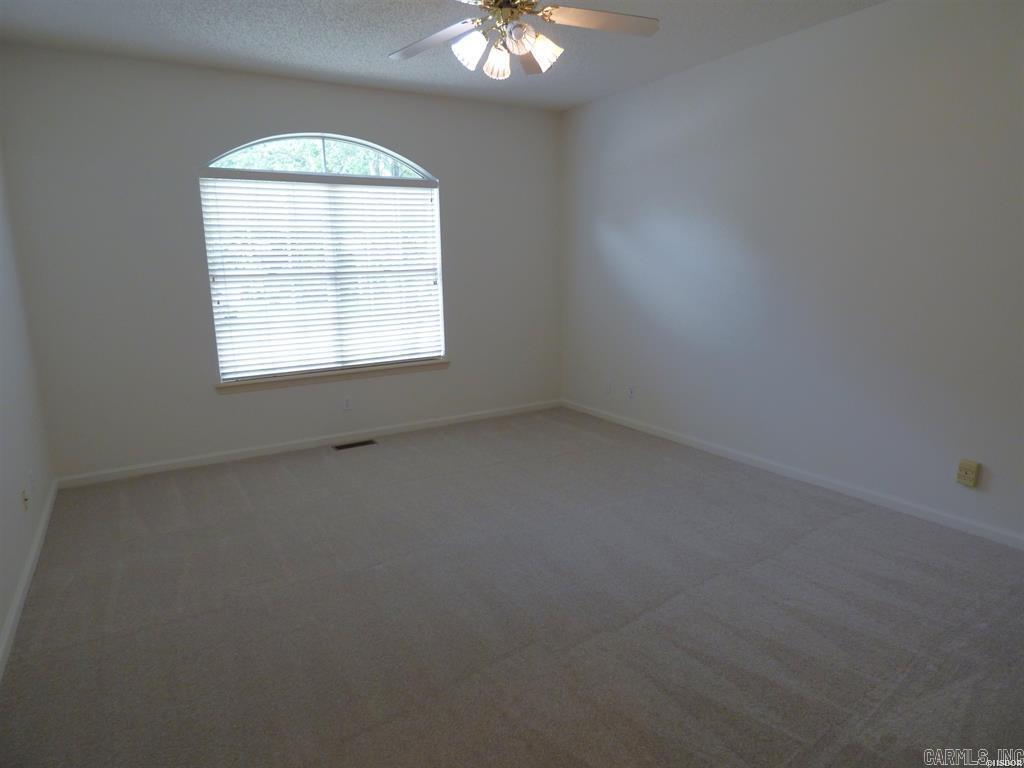 103 Creekview Terrace Property Photo 29