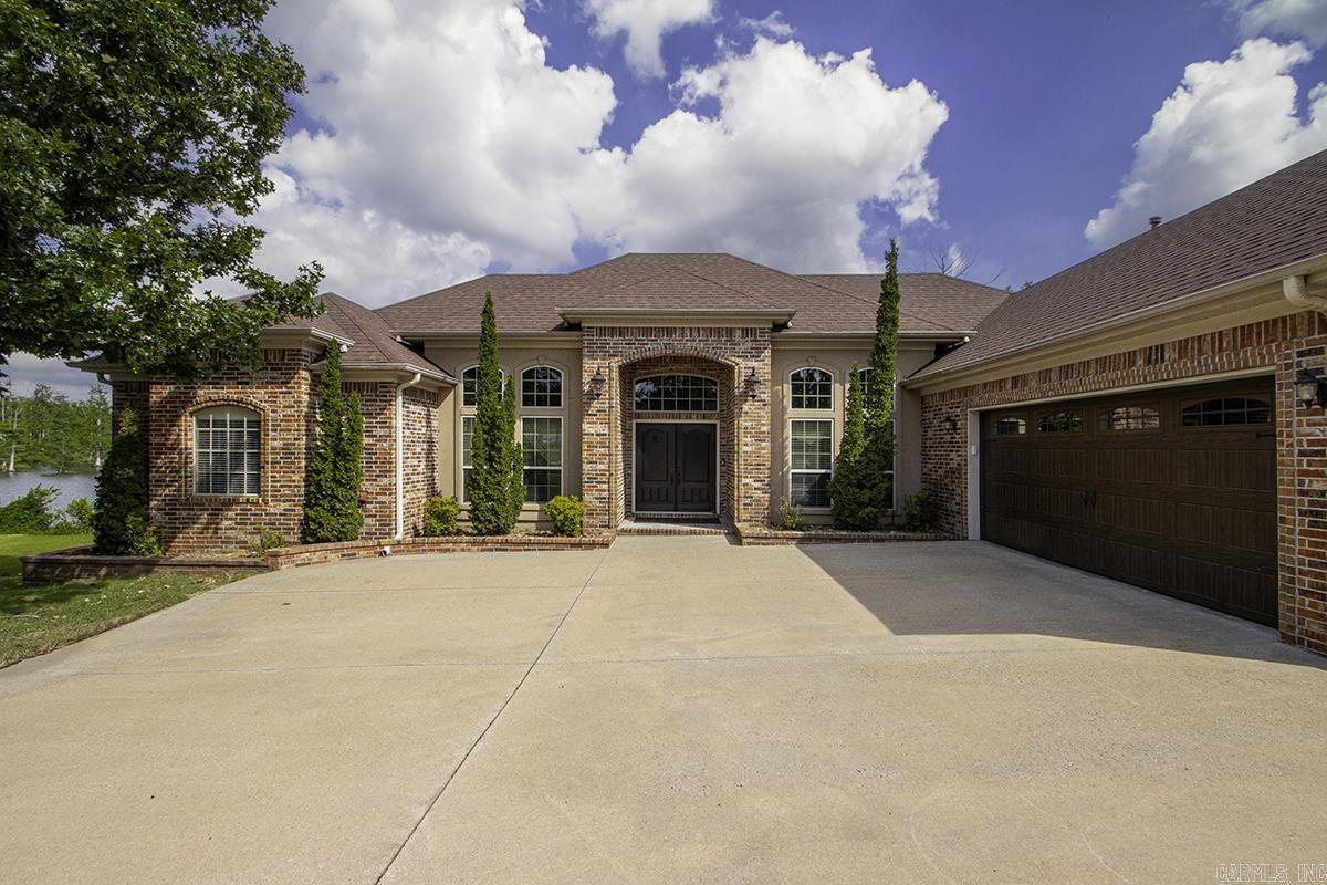 2517 Forrest Lakes Cove Property Photo 3