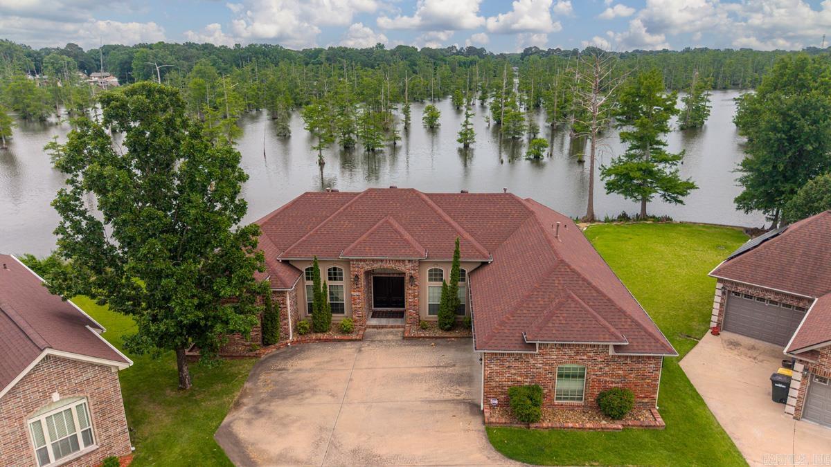 2517 Forrest Lakes Cove Property Photo 5