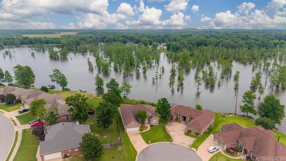 2517 Forrest Lakes Cove Property Photo 8