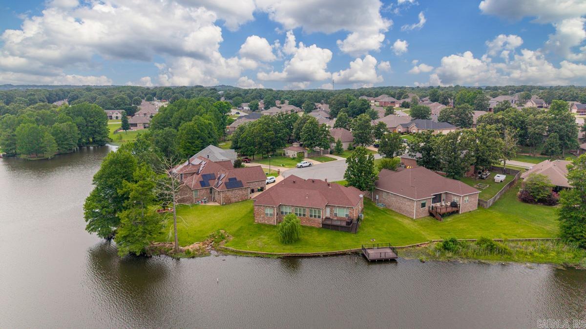 2517 Forrest Lakes Cove Property Photo 9