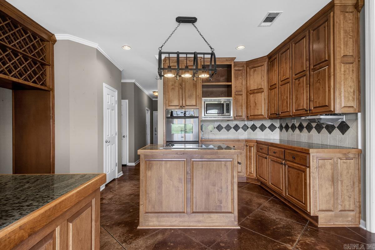 2517 Forrest Lakes Cove Property Photo 14
