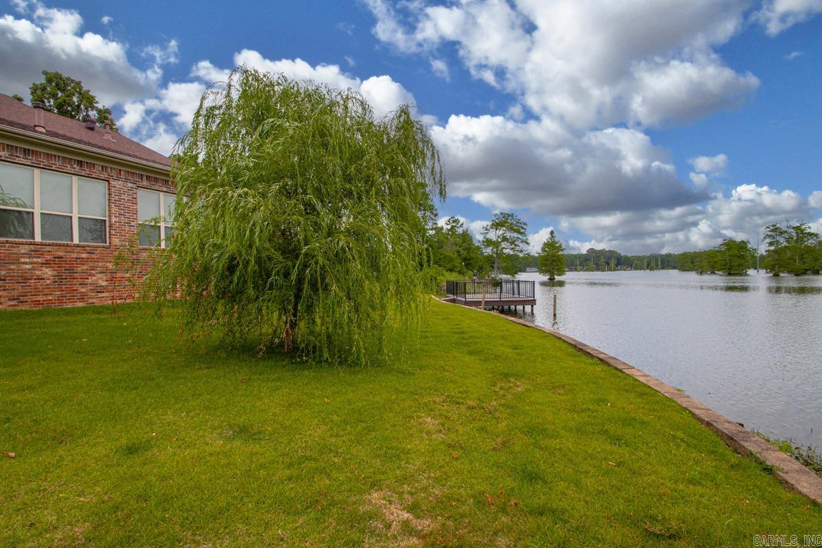 2517 Forrest Lakes Cove Property Photo 39
