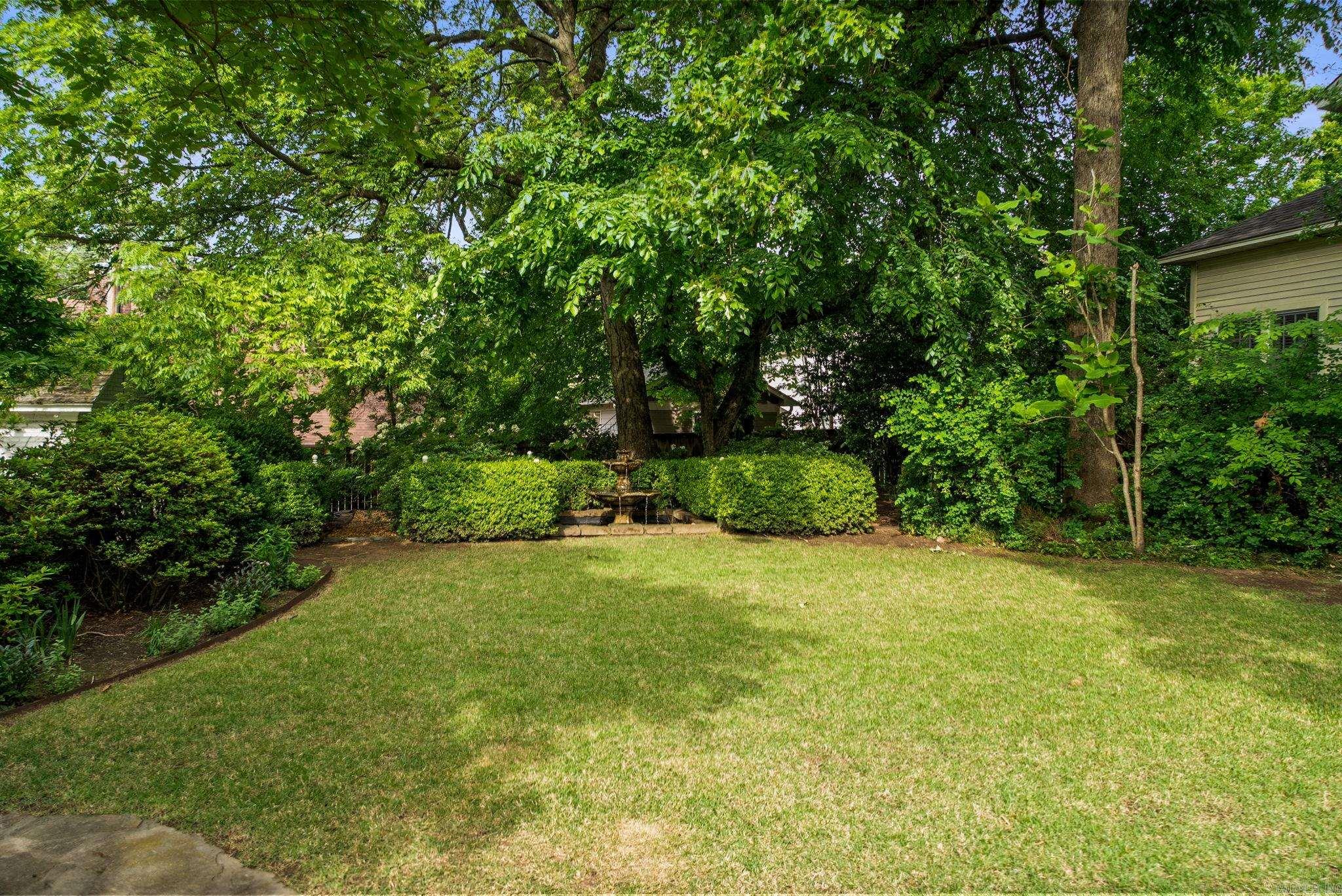 1600 N Jackson Property Photo 47