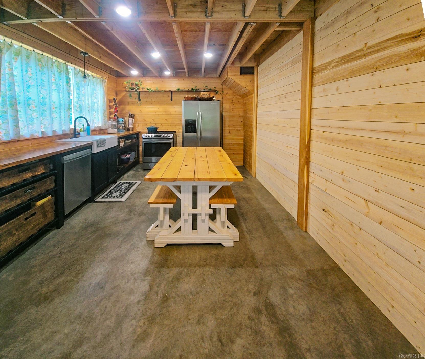 683 Trace Ridge Road Property Photo 13