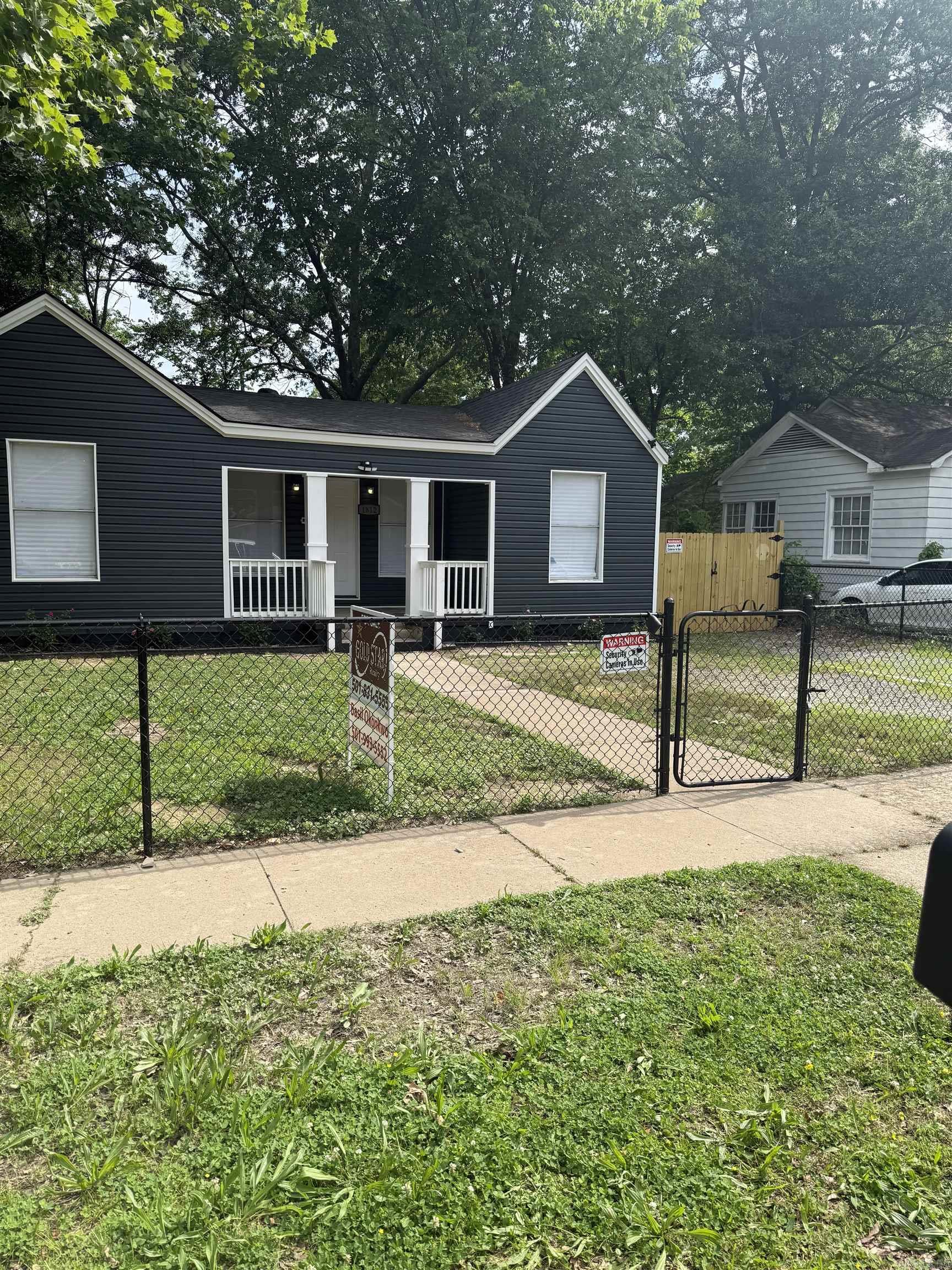 1812 W Long 17th Street Property Photo 42