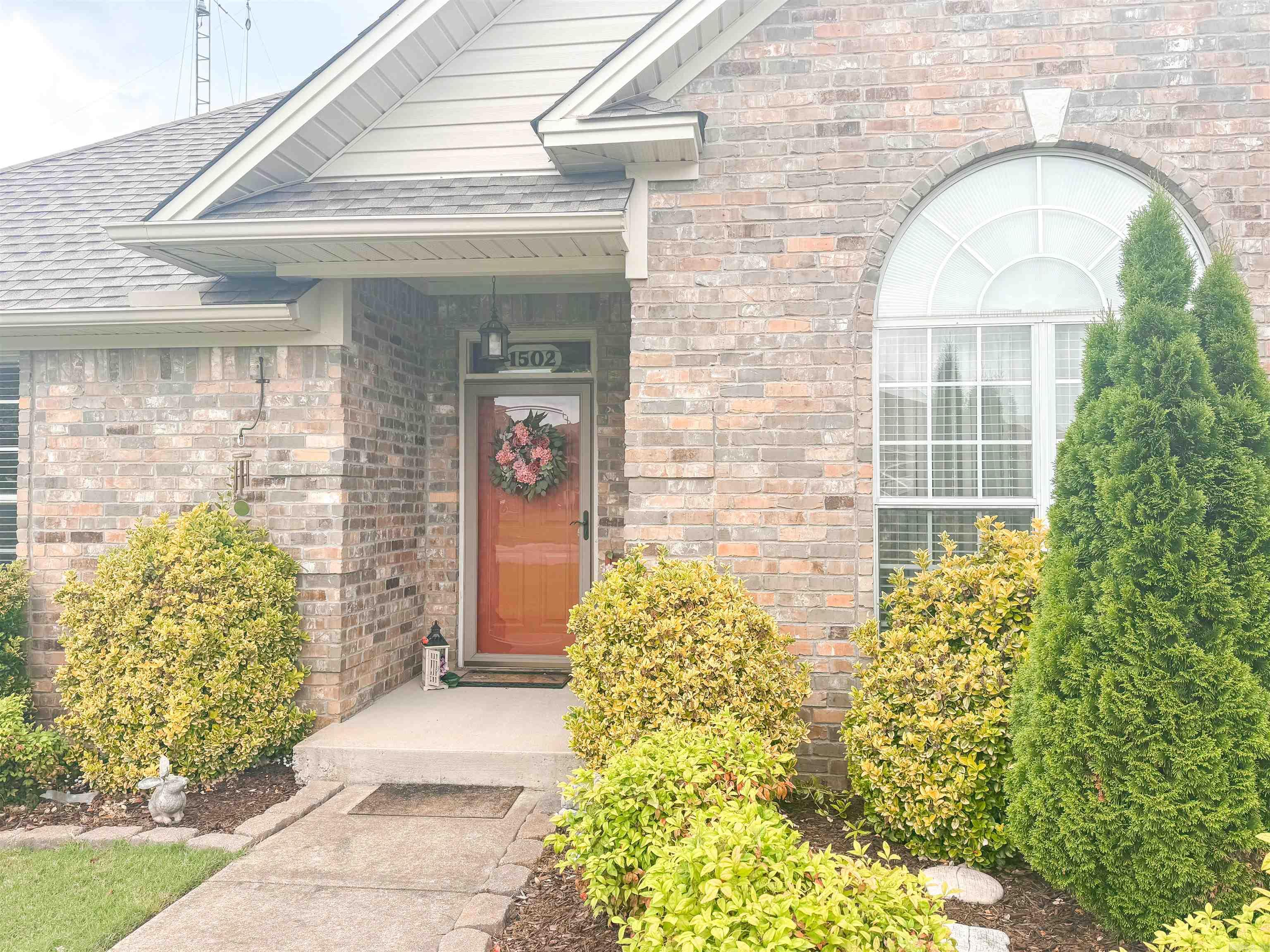1502 Lauren Property Photo 3