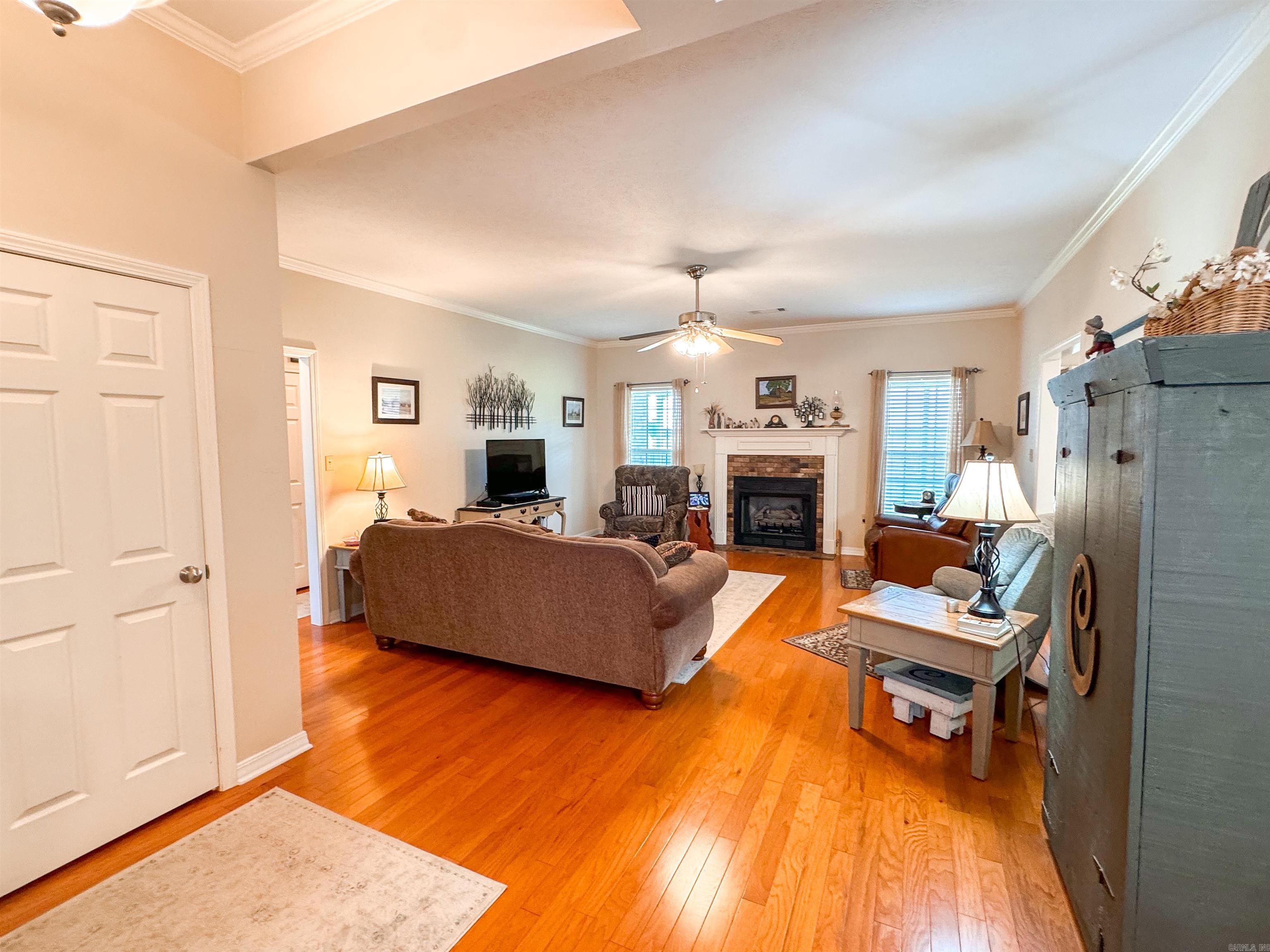 1502 Lauren Property Photo 12