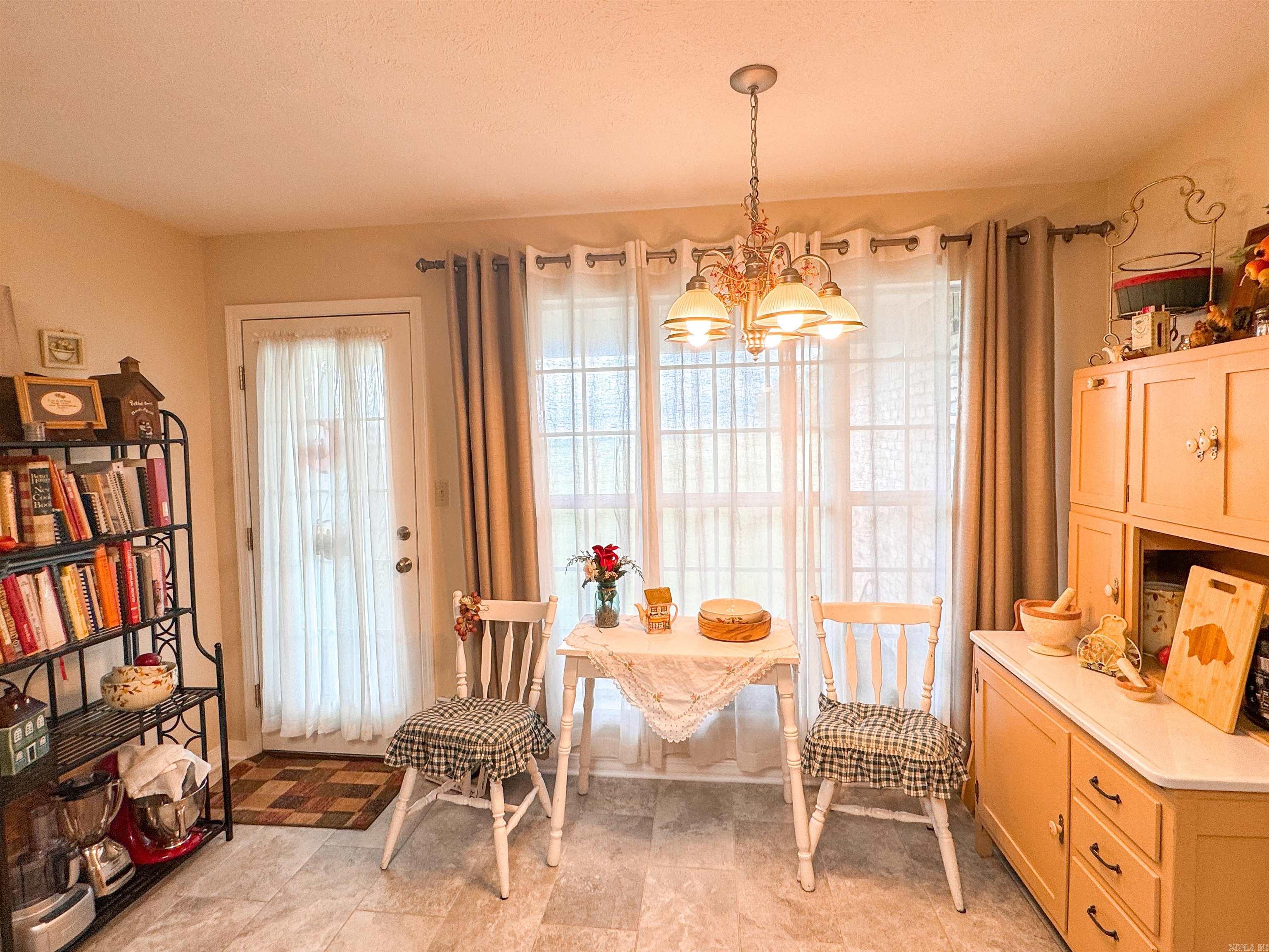 1502 Lauren Property Photo 22