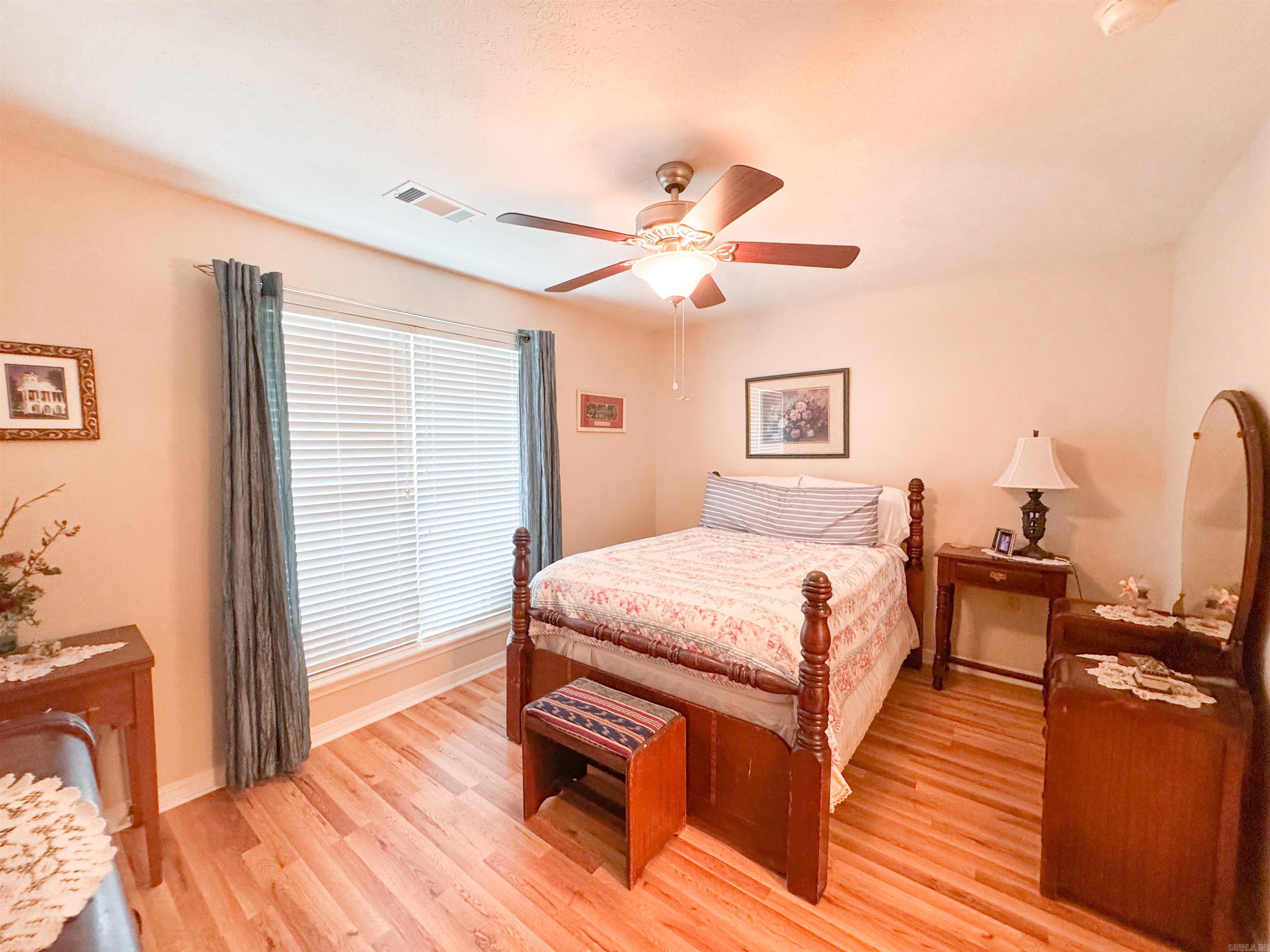 1502 Lauren Property Photo 35