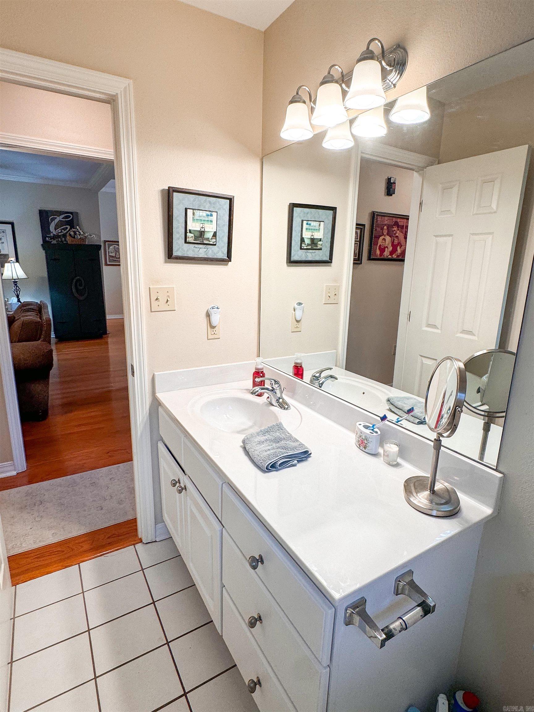 1502 Lauren Property Photo 41