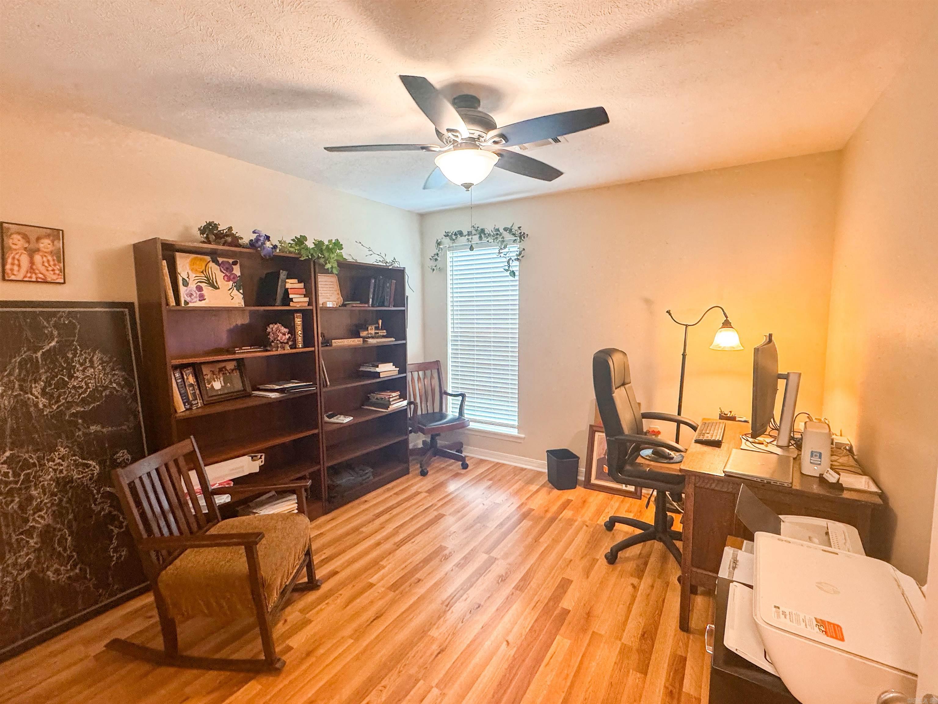 1502 Lauren Property Photo 43