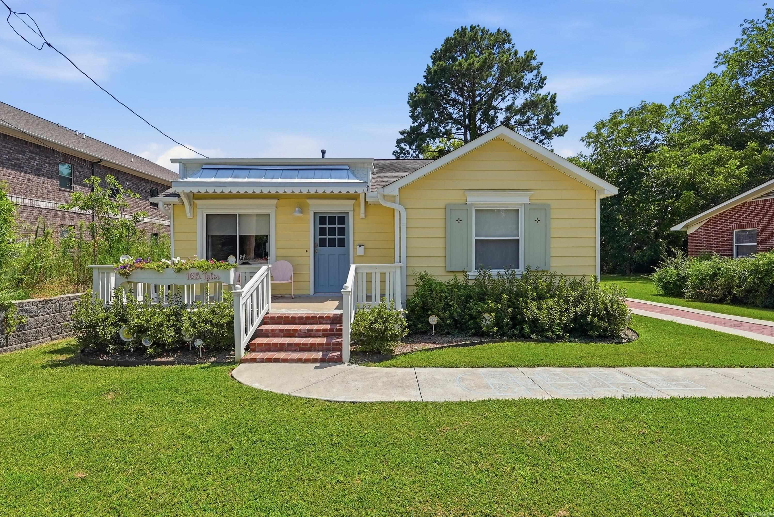 1615 Tyler Street Property Photo 46