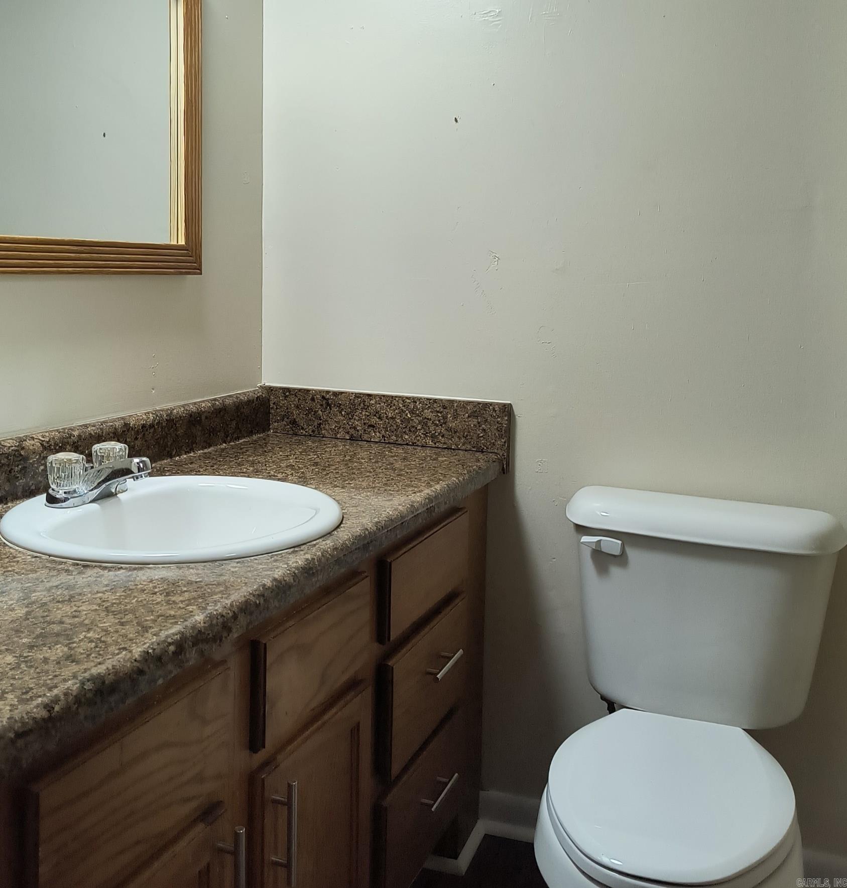 3720 Miramar Dr Property Photo 6