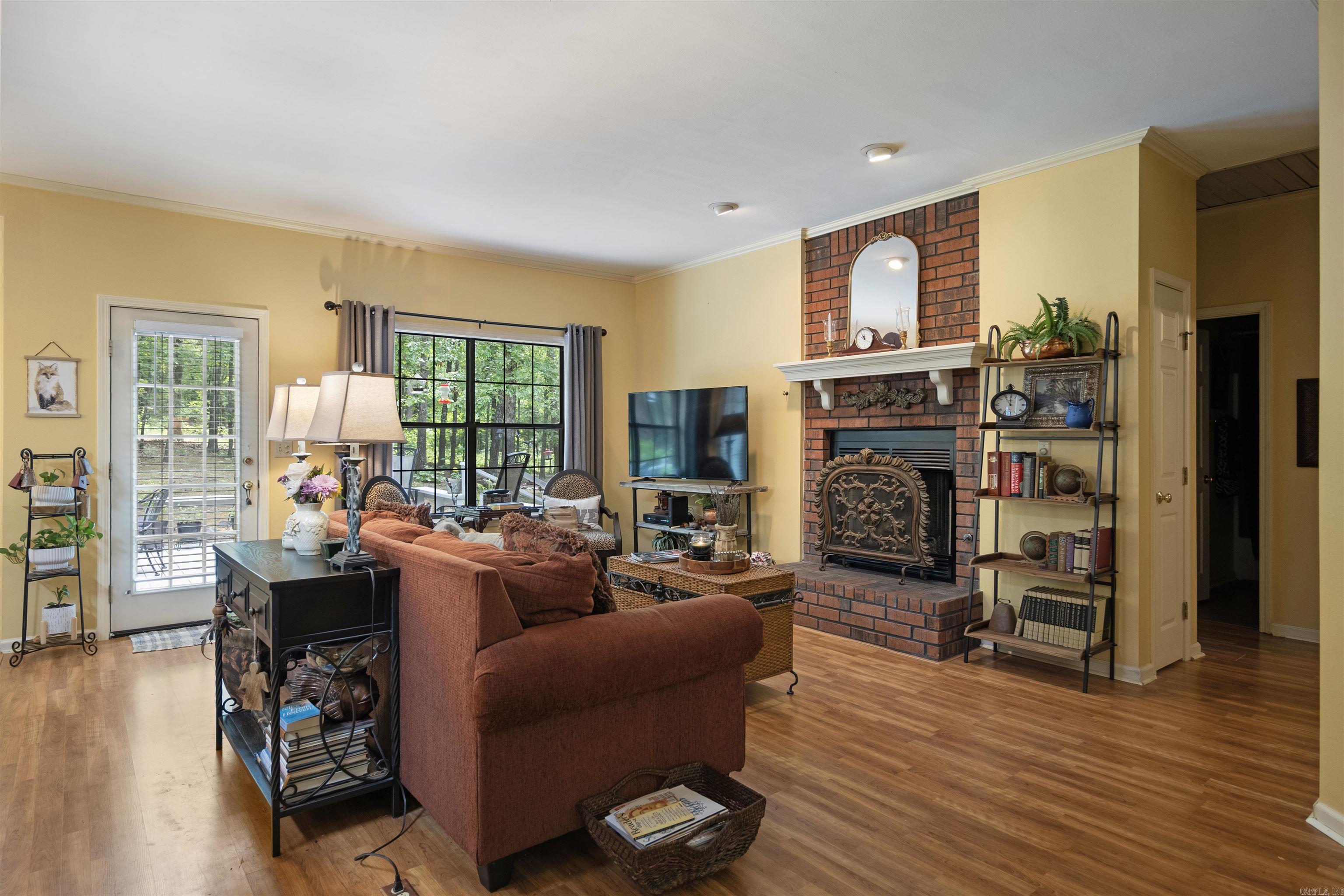 1025 Fox Run Road Property Photo 8