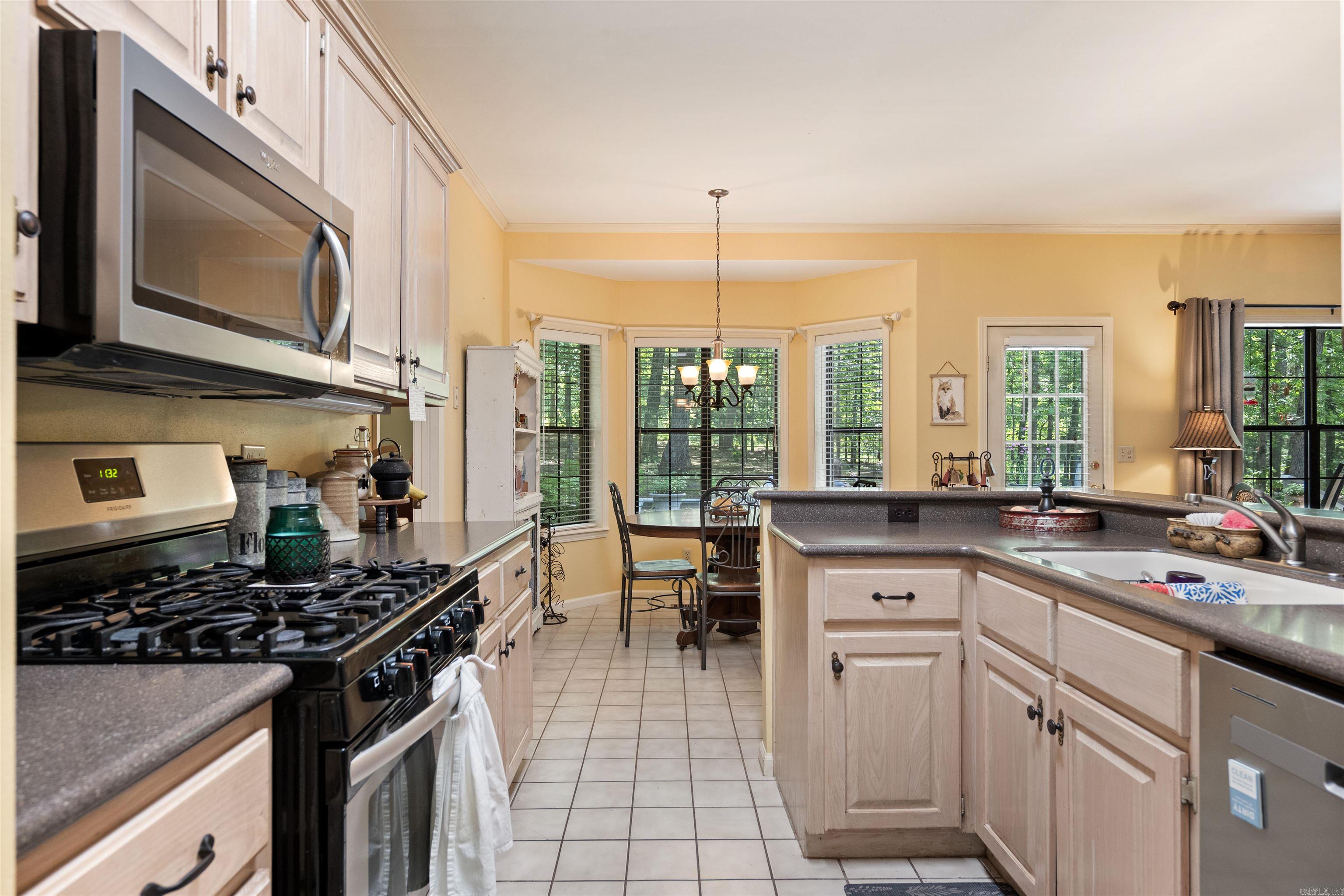 1025 Fox Run Road Property Photo 14